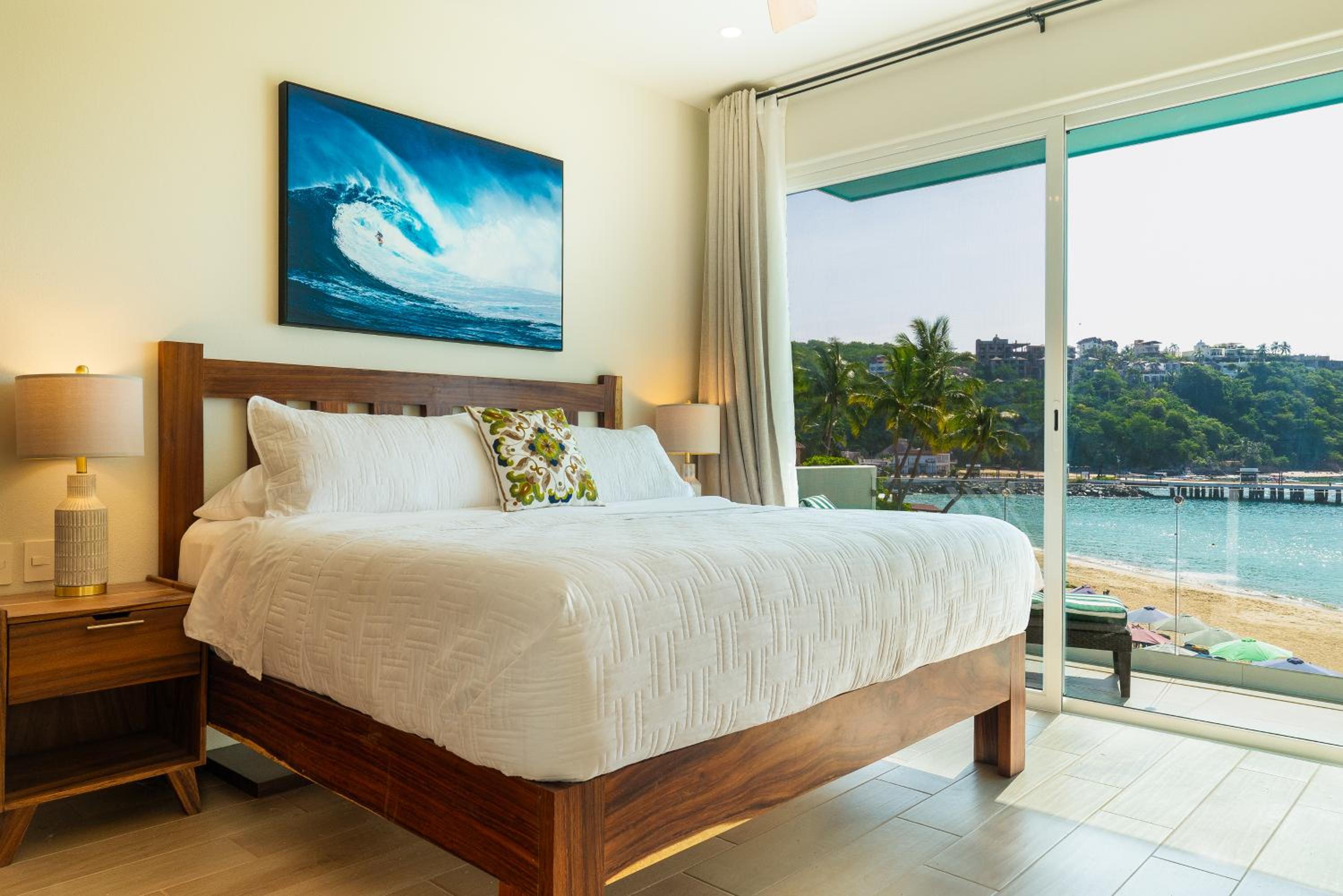 Playa Sur Paradise - Beachfront Living