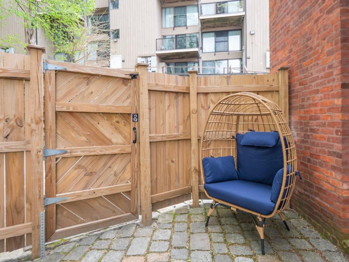 Jennifer's Historic Riverfront Loft Private Patio