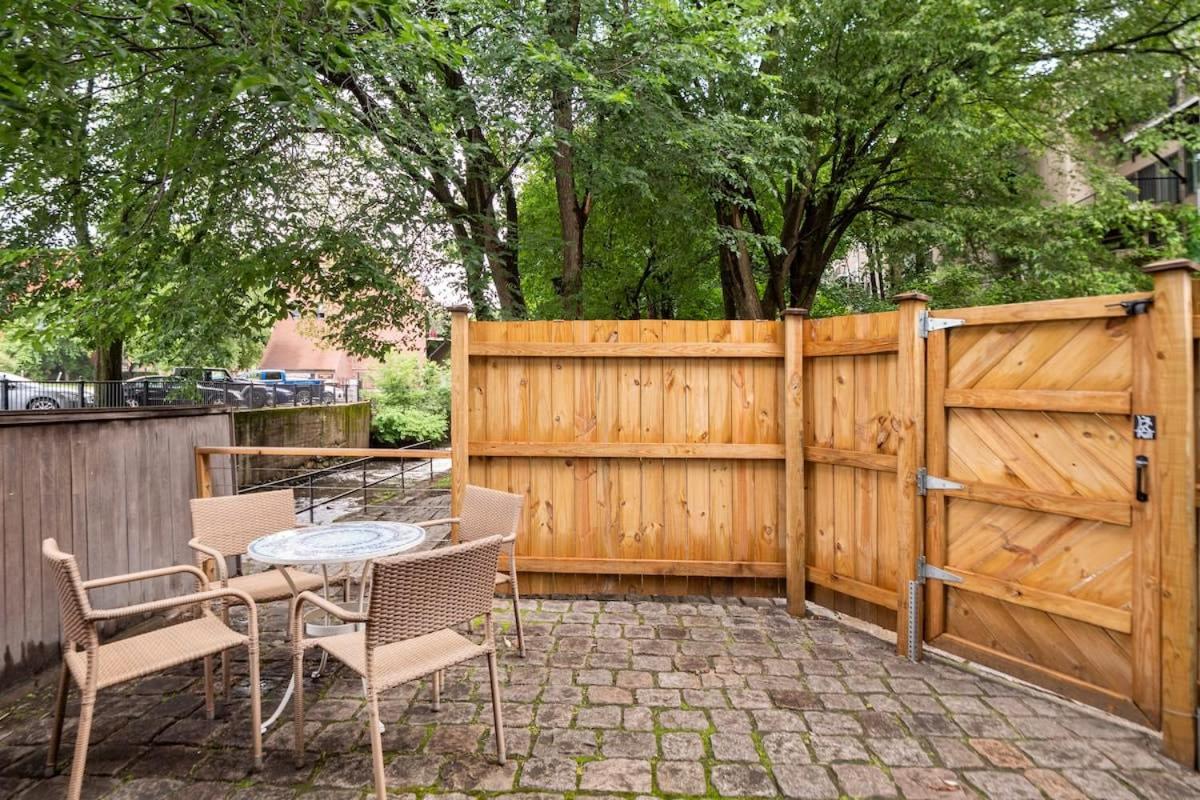 Jennifer's Historic Riverfront Loft Private Patio