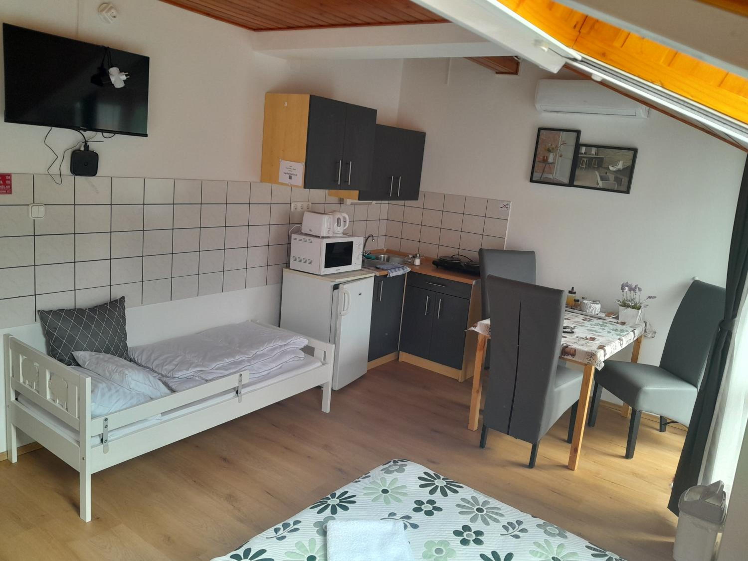 Nyírfa Apartmanház