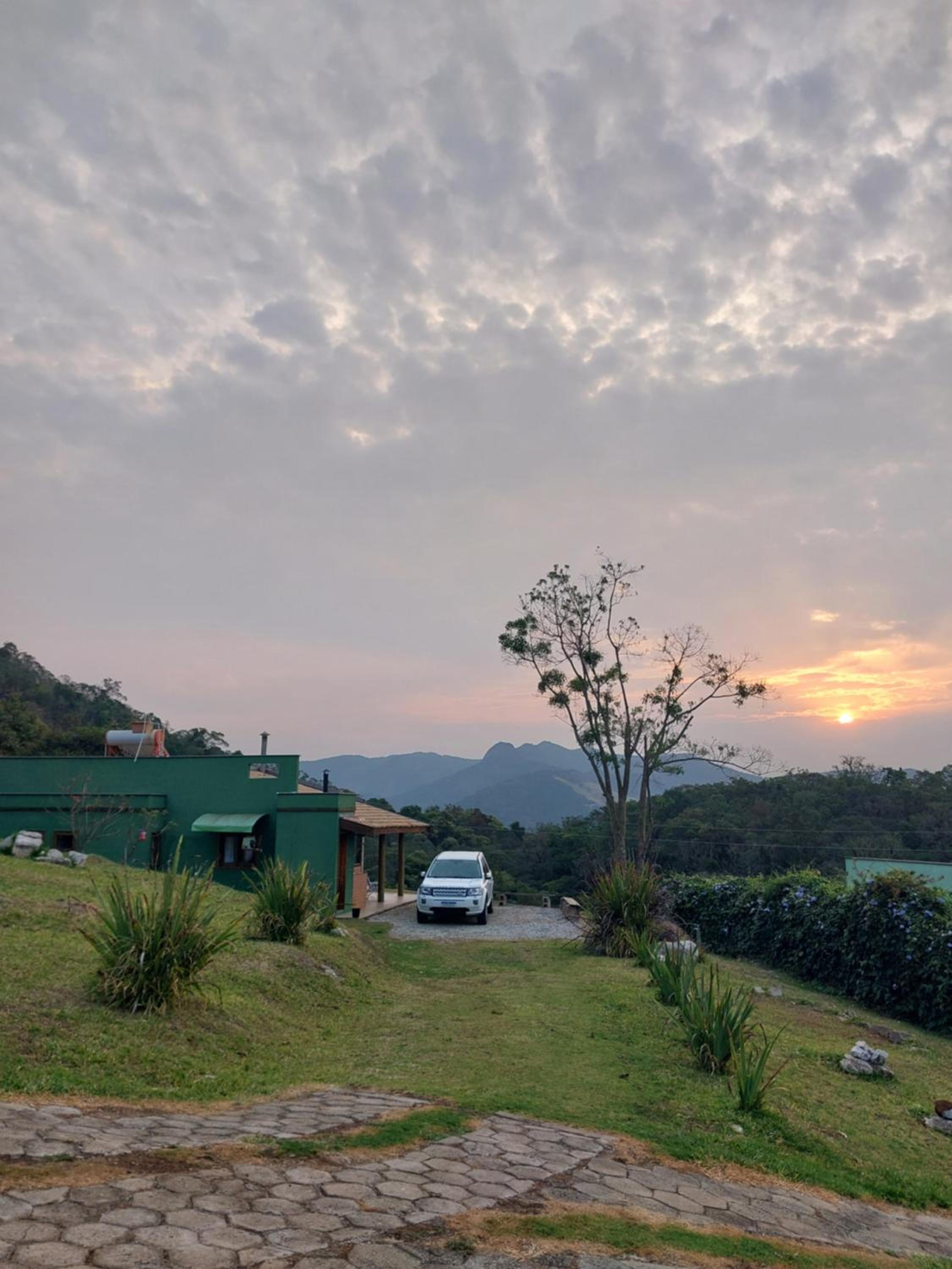 CASA NA MONTANHA