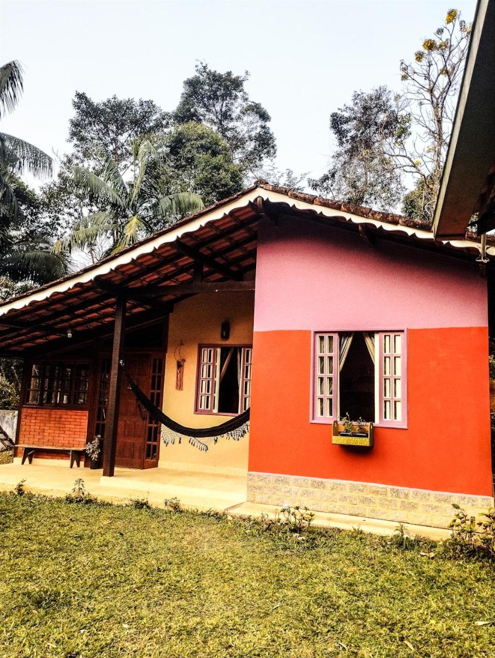 Casinha mística nas montanhas em São Pedro da Serra