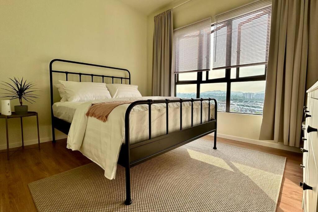 The Queen's Suite photo 2