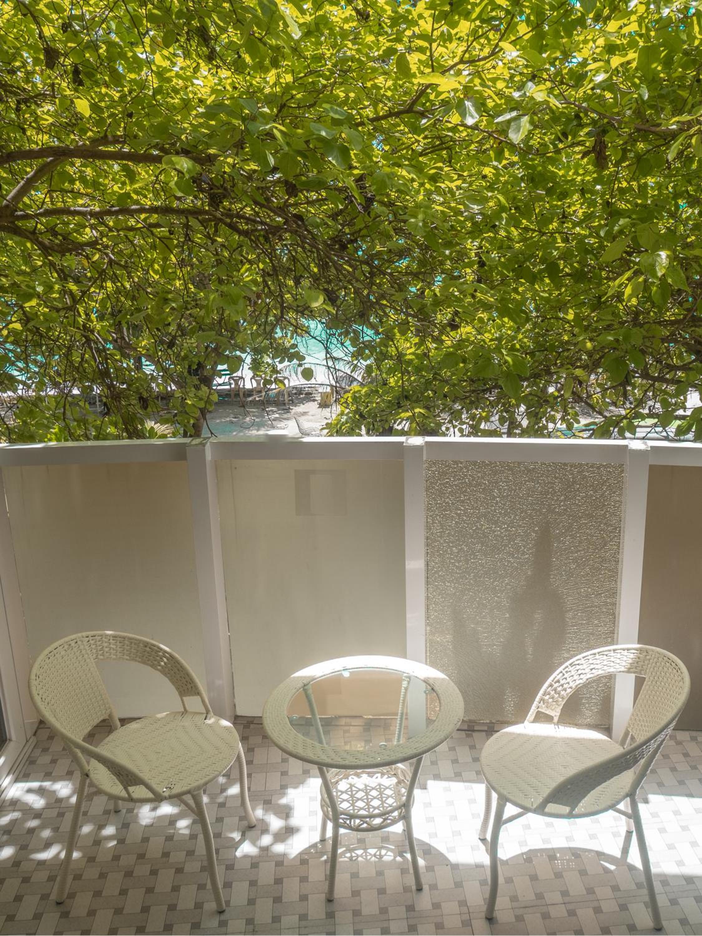 Beachfront Apartment photo 5