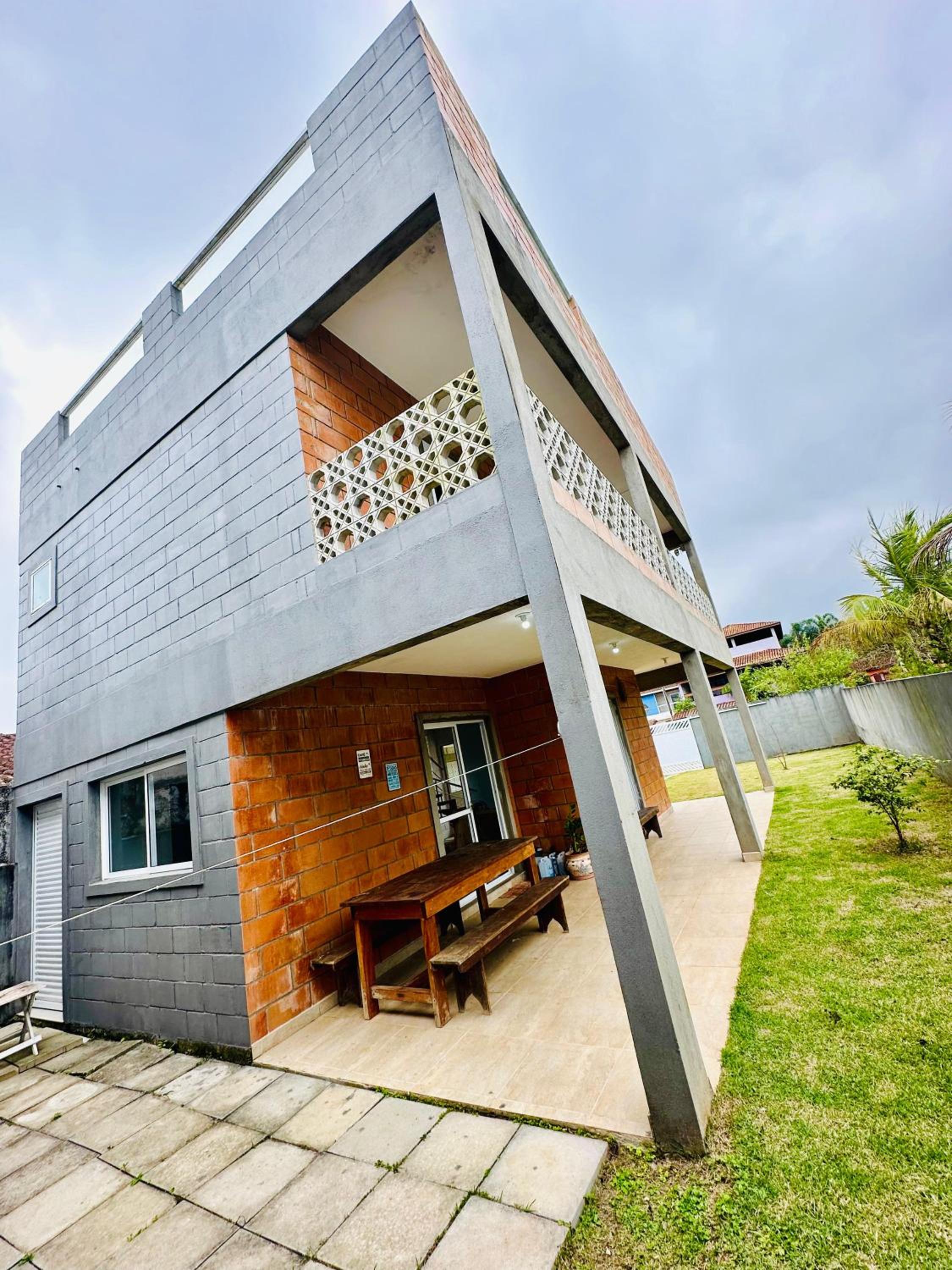 Casa com Vista do Mar e Montanha