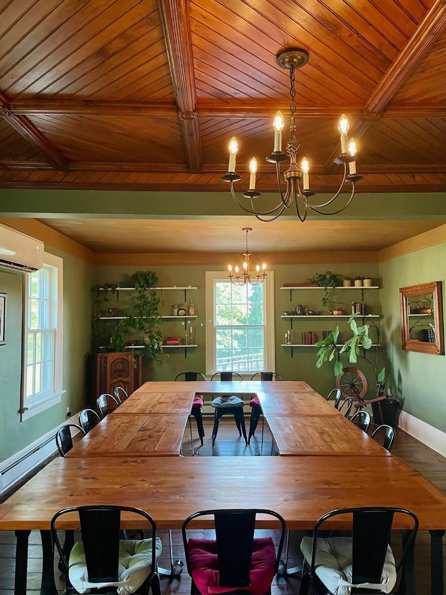 The Farmhouse at Avondale Sky Winery