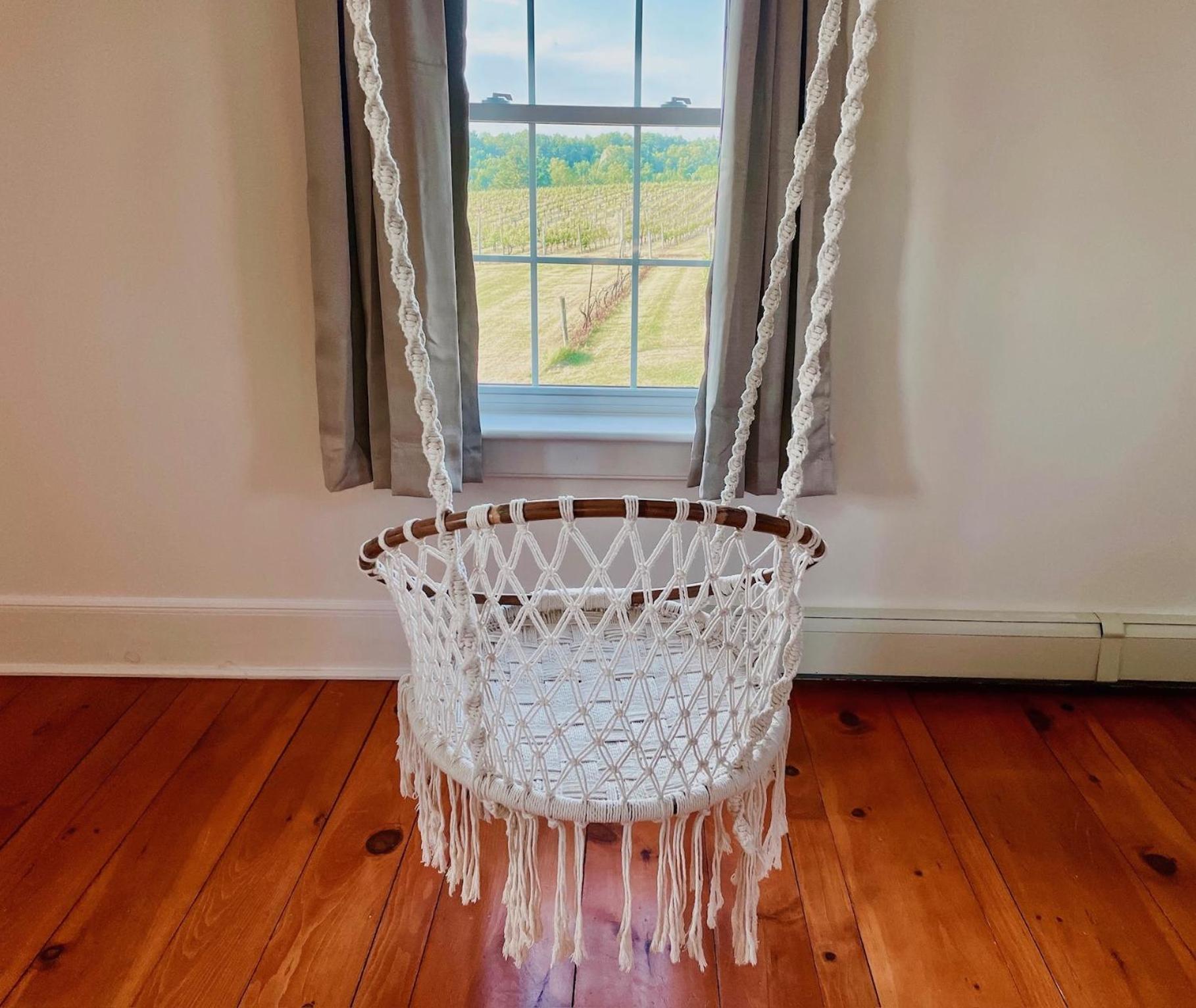 The Farmhouse at Avondale Sky Winery