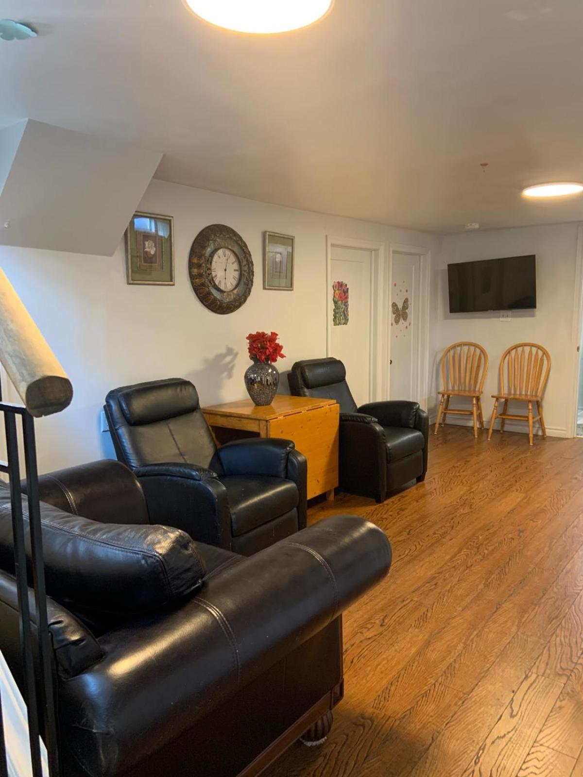 Cozy Lower Level 2BR Apartment