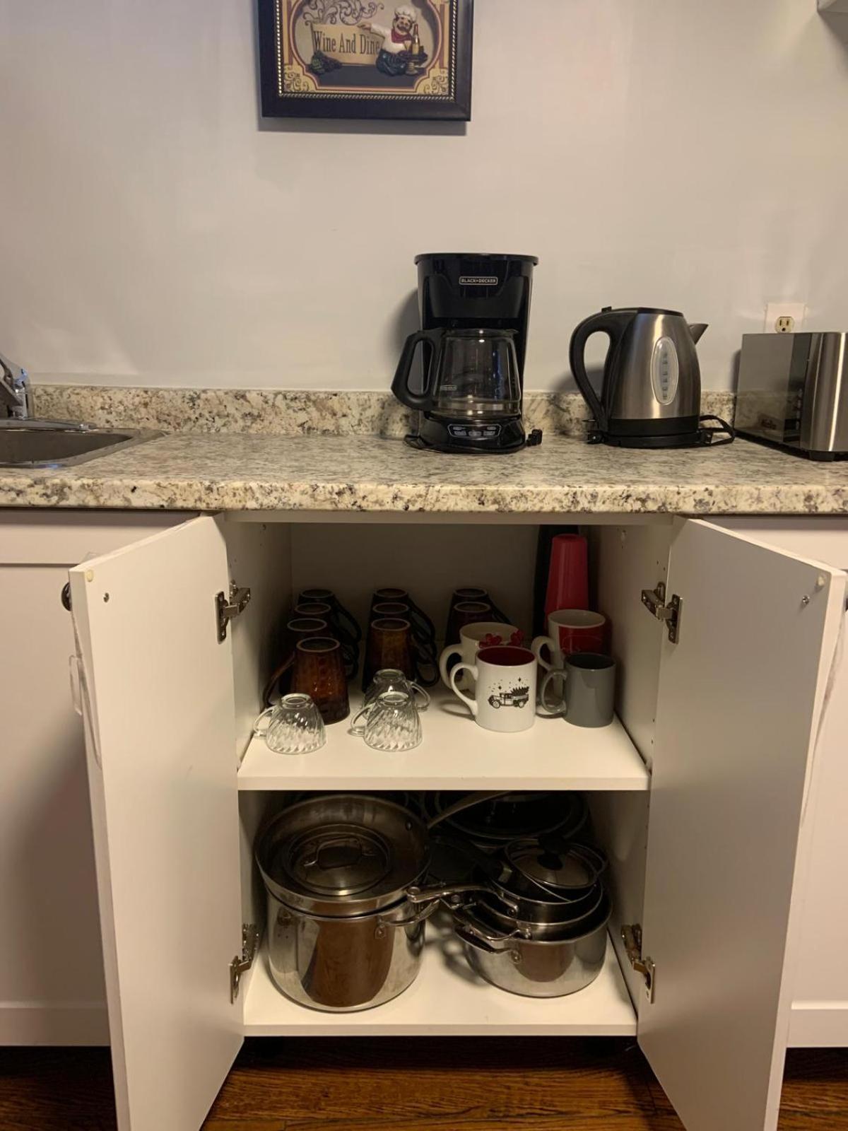 Cozy Lower Level 2BR Apartment