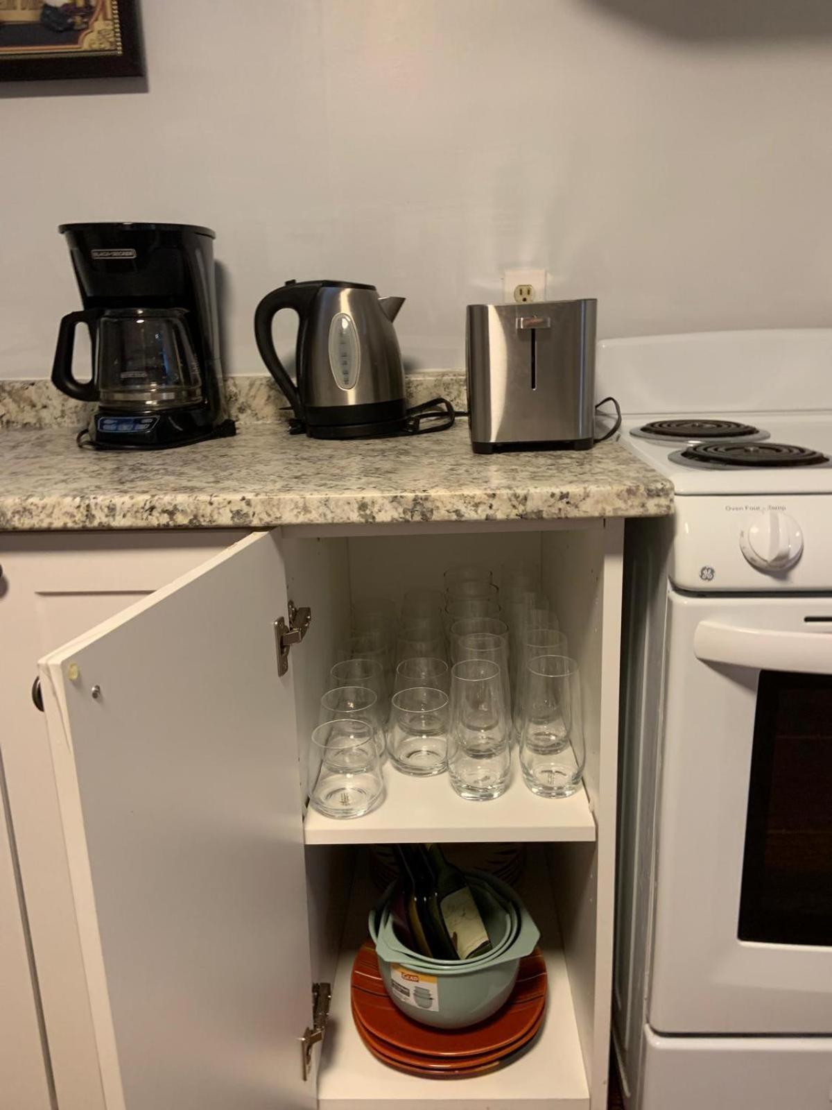 Cozy Lower Level 2BR Apartment