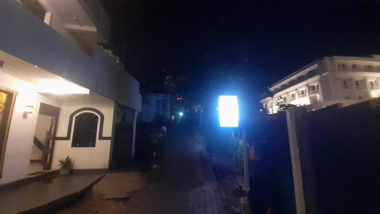 Mount Laveniya Options Resorts