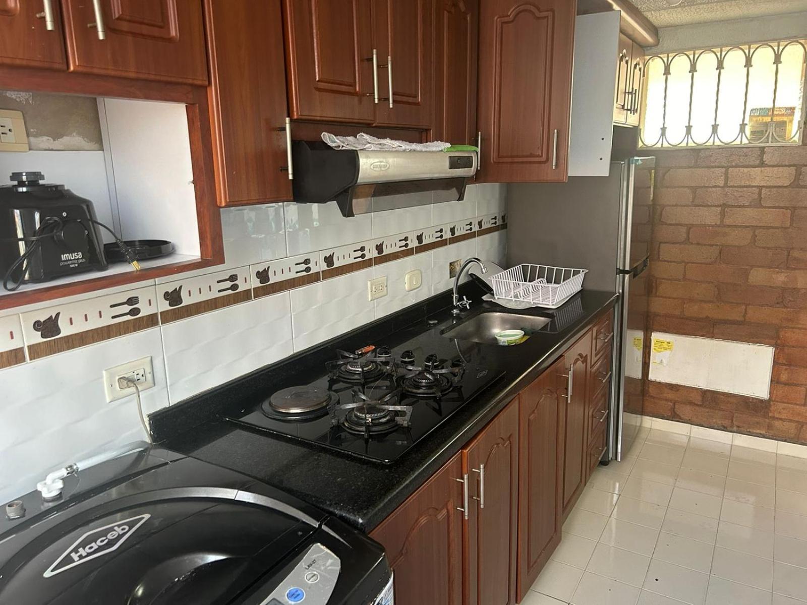 Apartamento acogedor cerca del aeropuerto