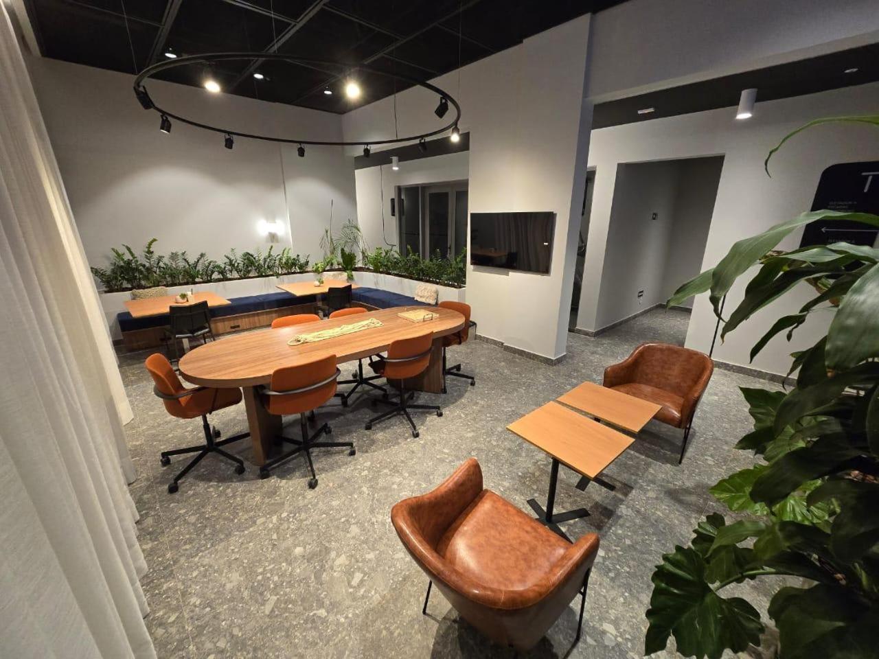 meeting & event spaces