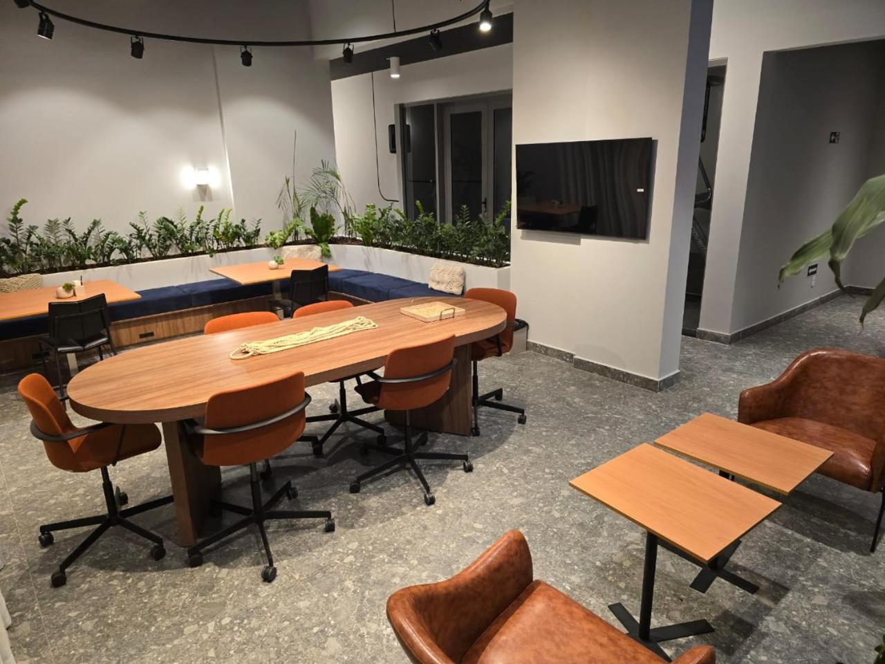 meeting & event spaces