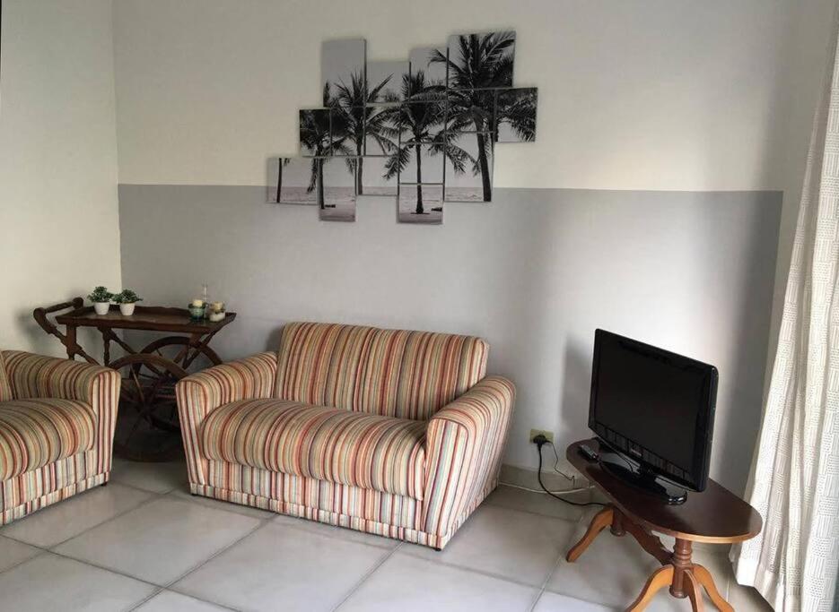Apto Espaçoso na Praia da Enseada