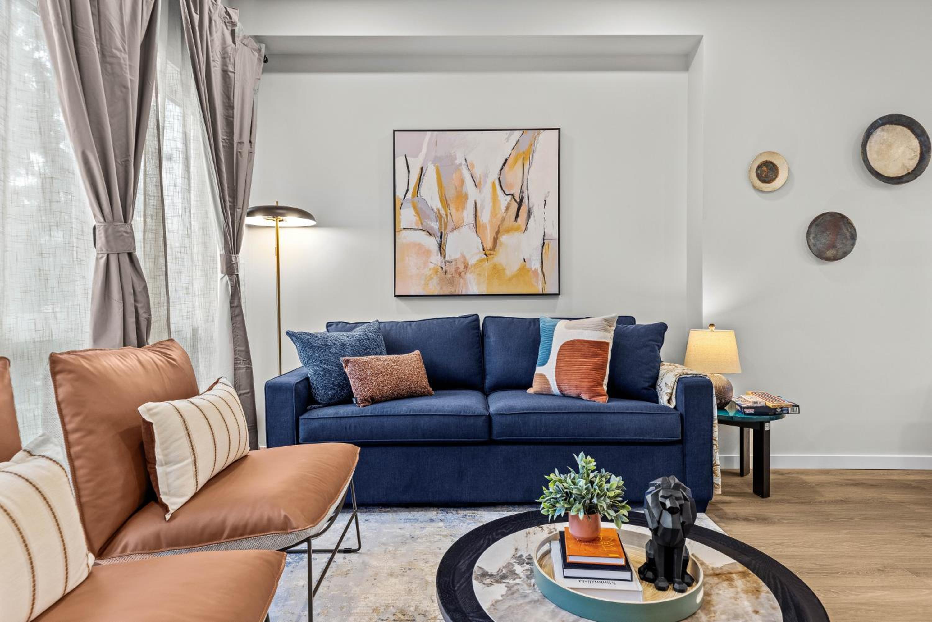 ML4- Private Rooftop Hot Tub Oasis- Entire townhouse with MTN View