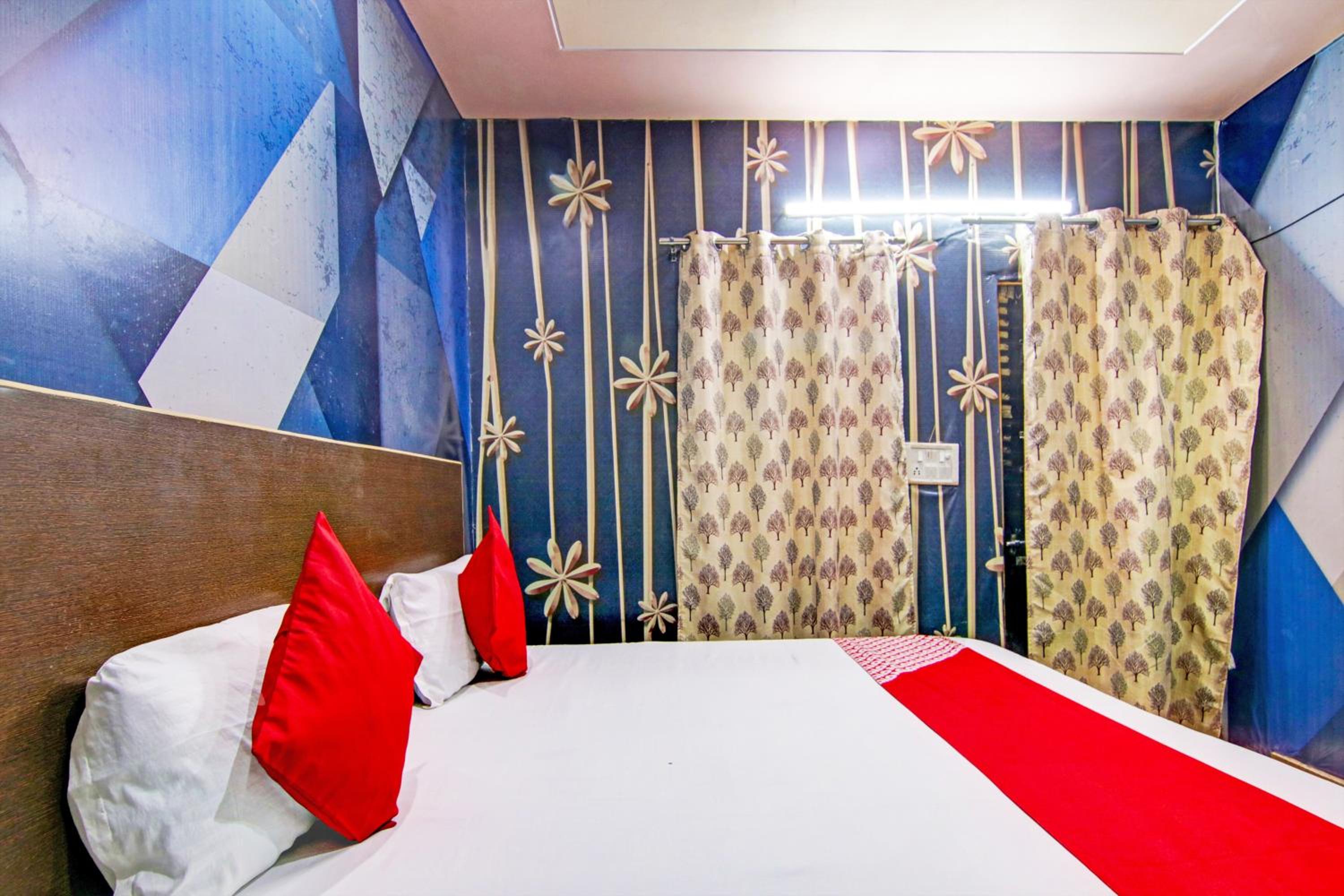 Hotel O Viraj