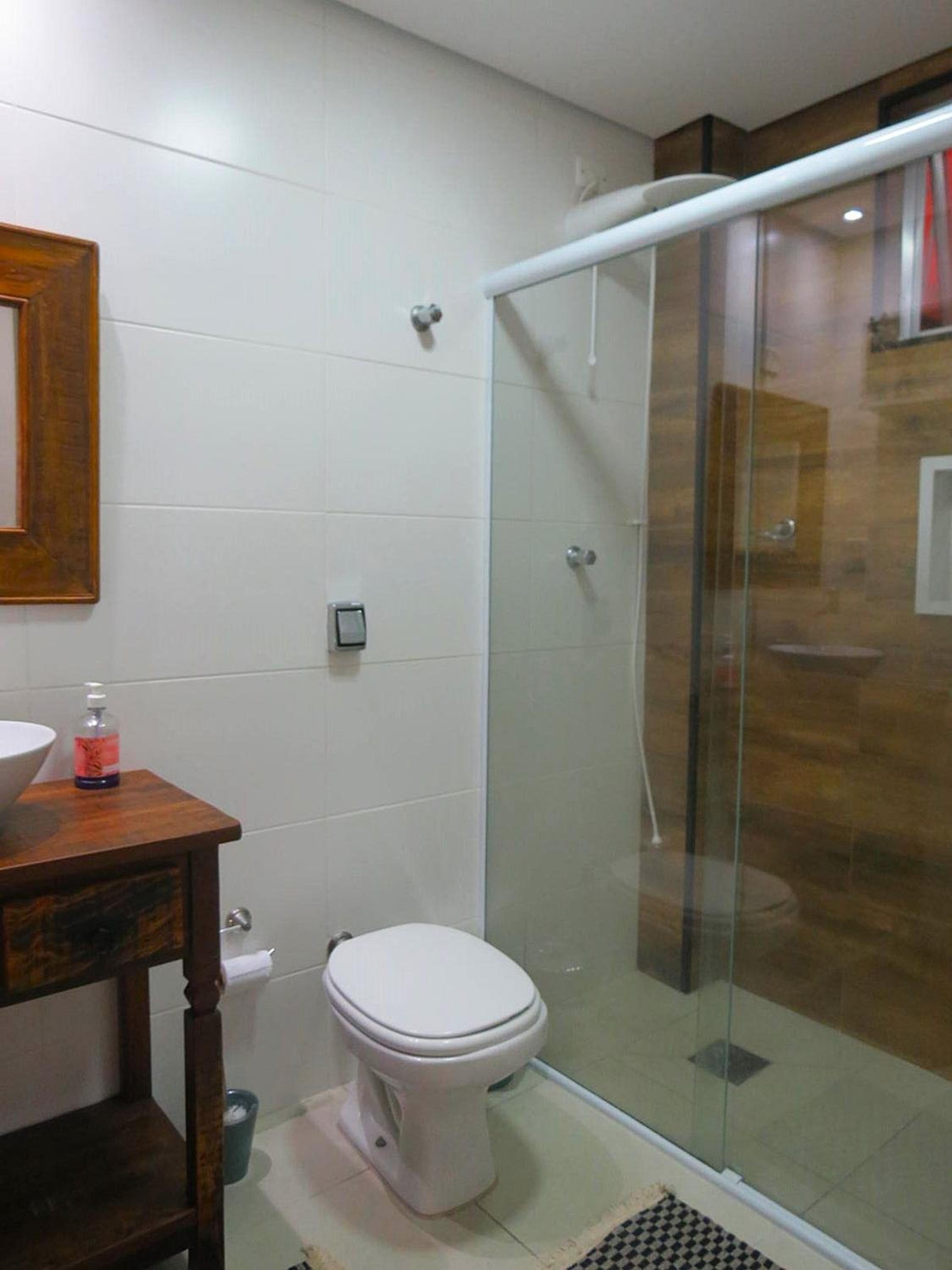 Aviação-com Ar -1 Dorm- 6 Hospedes -Garagem -Wi Fi- 50 metros da Praia