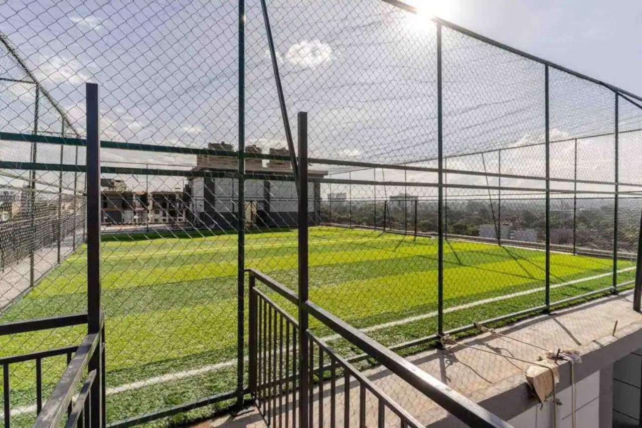 Spacious 1Bedroom kileleshwa apartment with gym, Fast wifi and children playground view 3