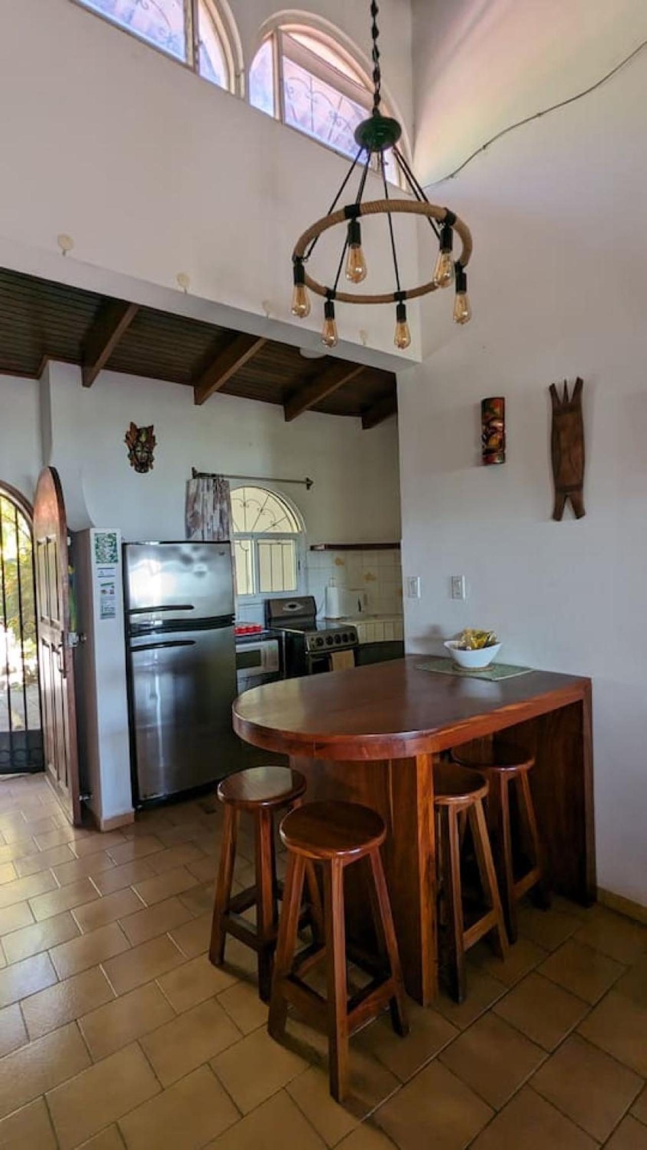 Tico Tiki Vacation Villa, 5 Bedroom