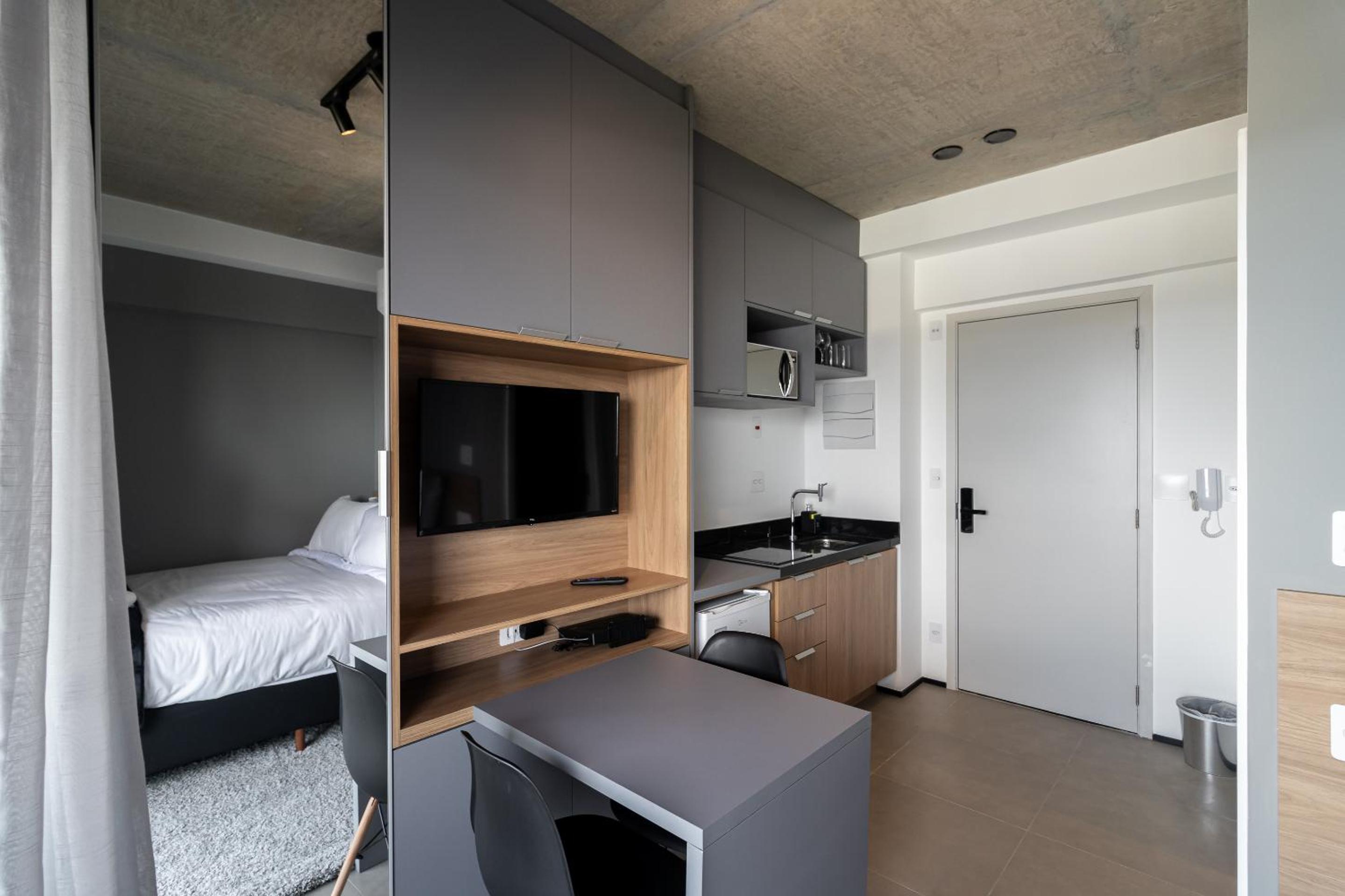 360 VN On Lorena by Housi