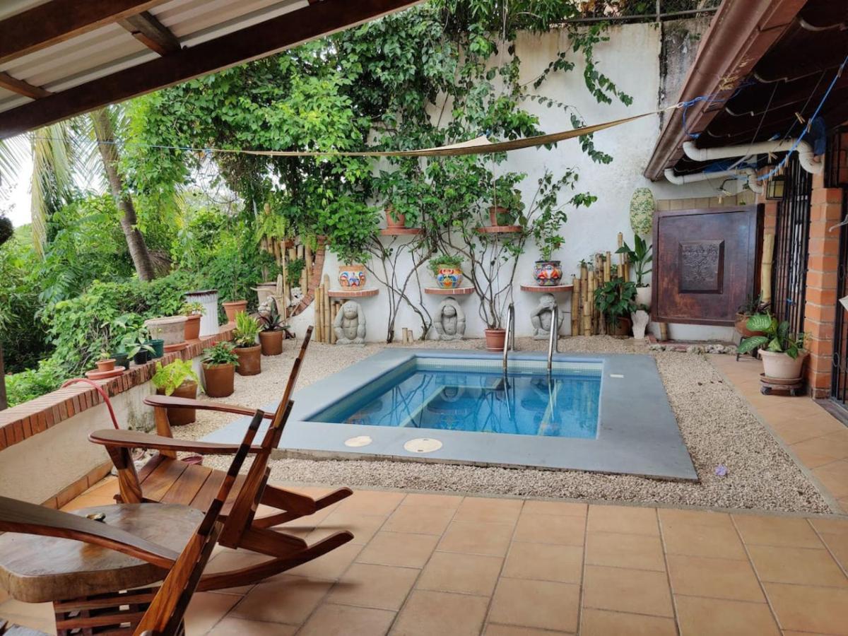 Tico Tiki Vacation Villa, 5 Bedroom
