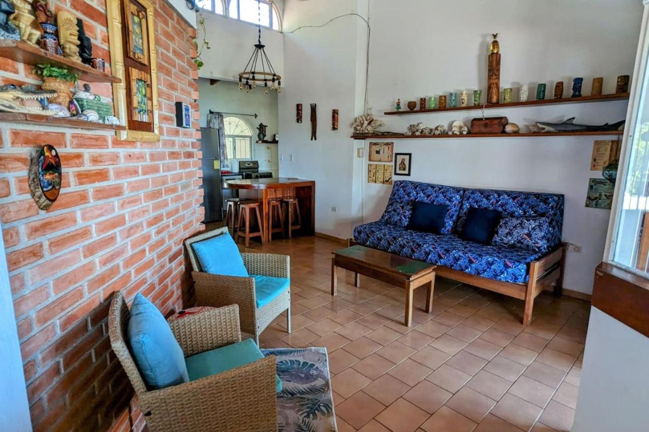Tico Tiki Vacation Villa, 5 Bedroom