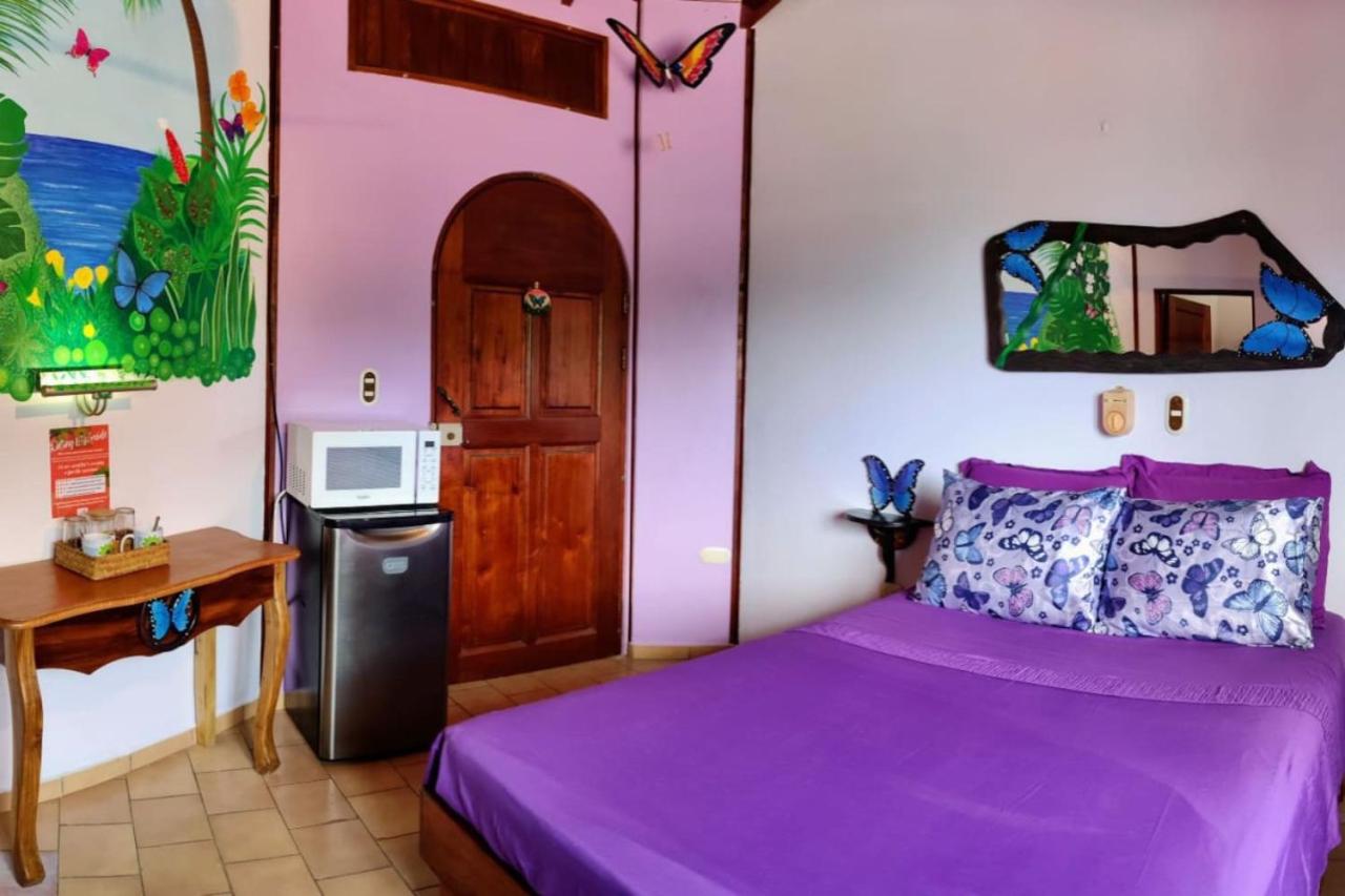 Tico Tiki Vacation Villa, 5 Bedroom