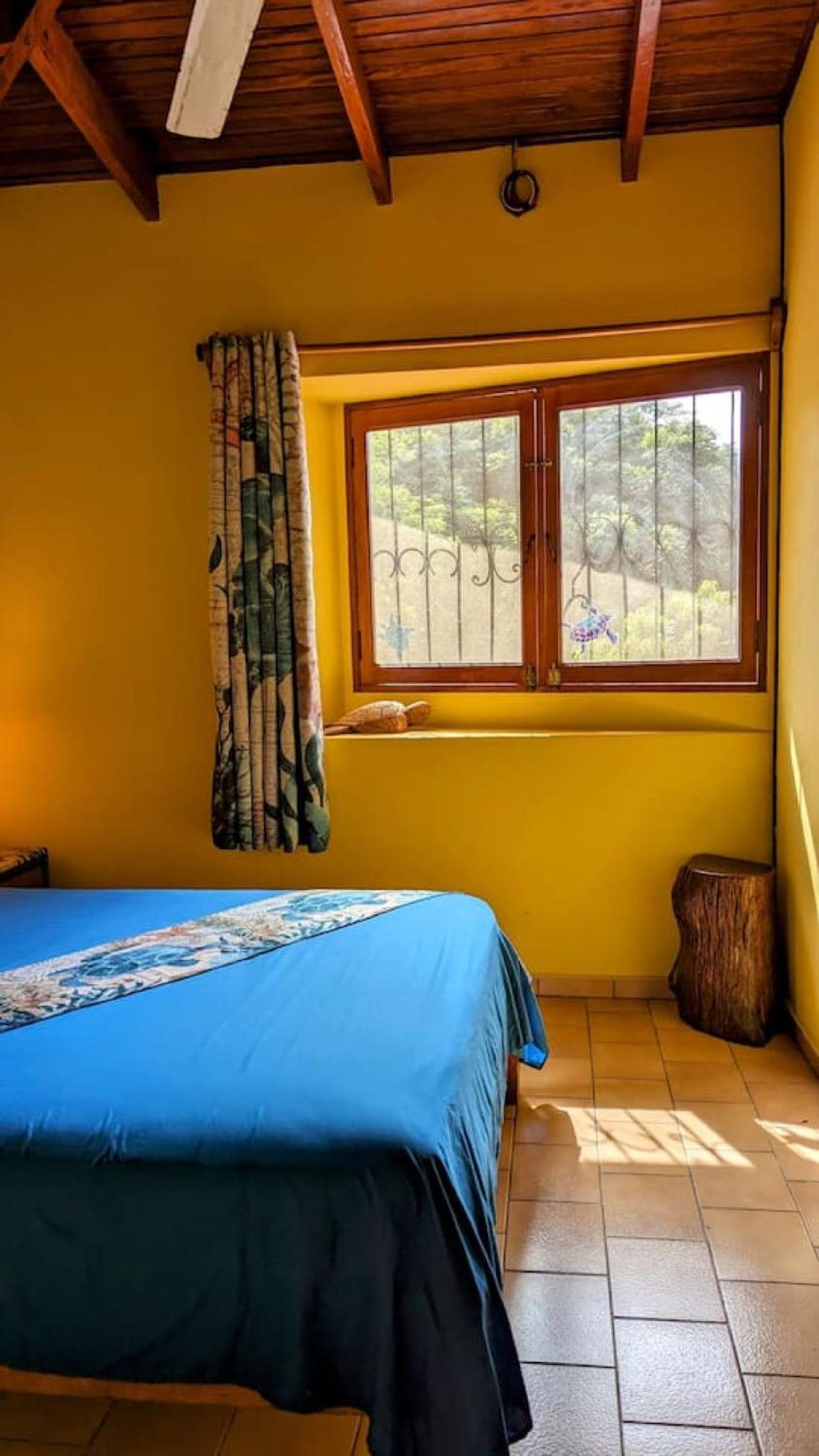 Tico Tiki Vacation Villa, 5 Bedroom