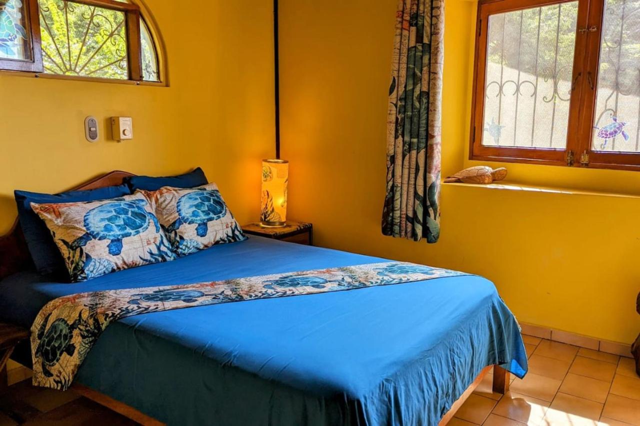 Tico Tiki Vacation Villa, 5 Bedroom
