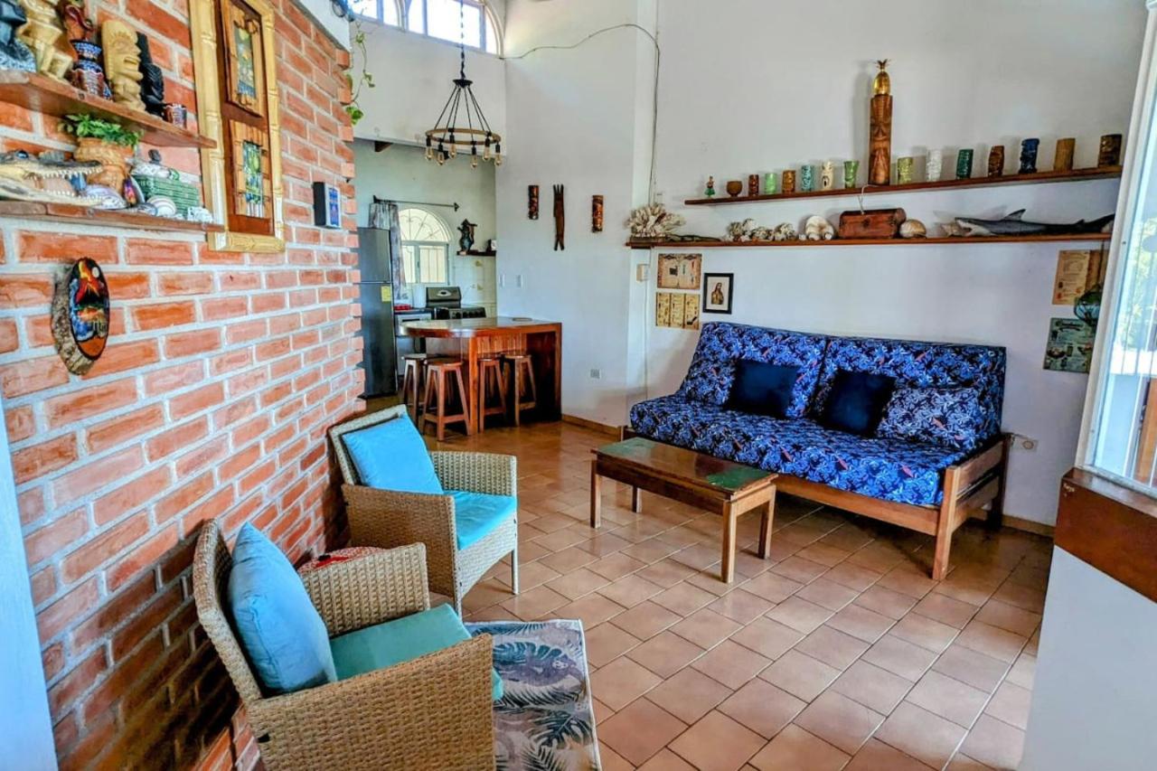 Tico Tiki Vacation Villa, 5 Bedroom