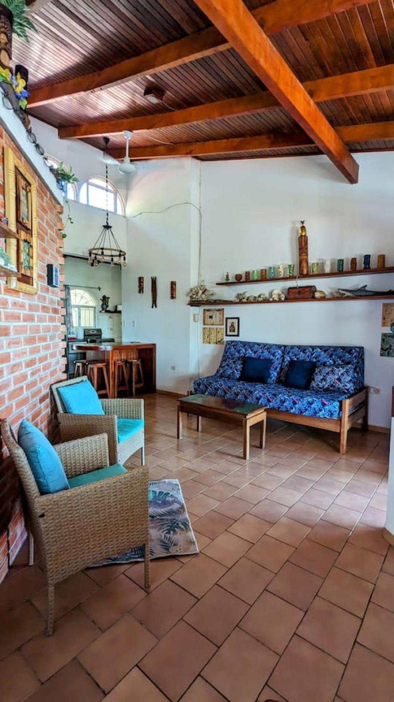 Tico Tiki Vacation Villa, 5 Bedroom
