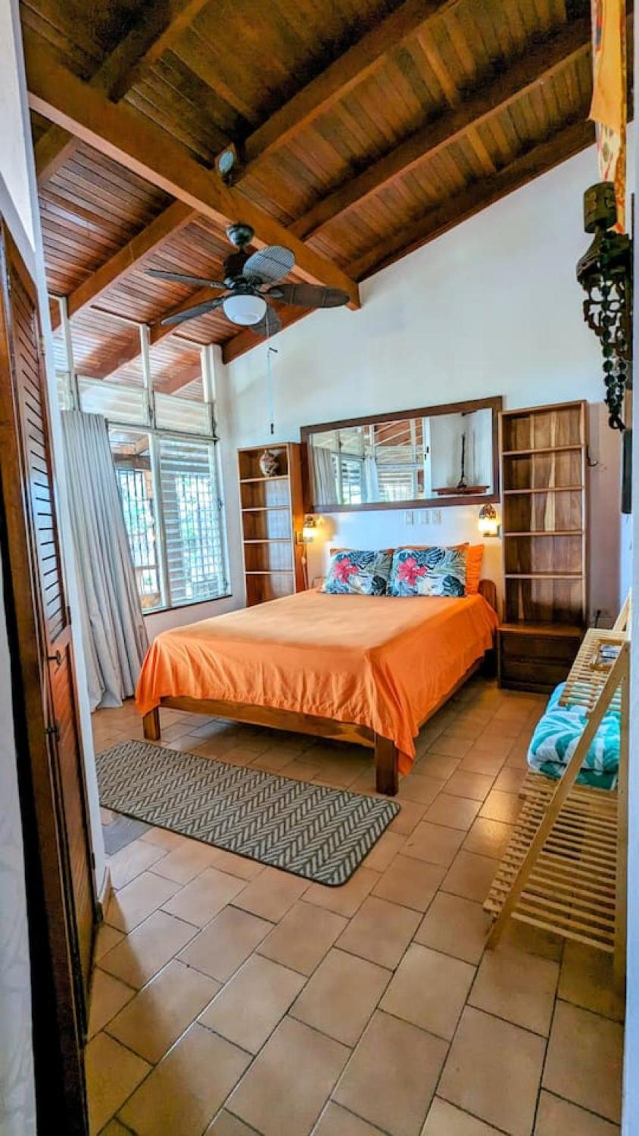 Tico Tiki Vacation Villa, 3 Bedroom