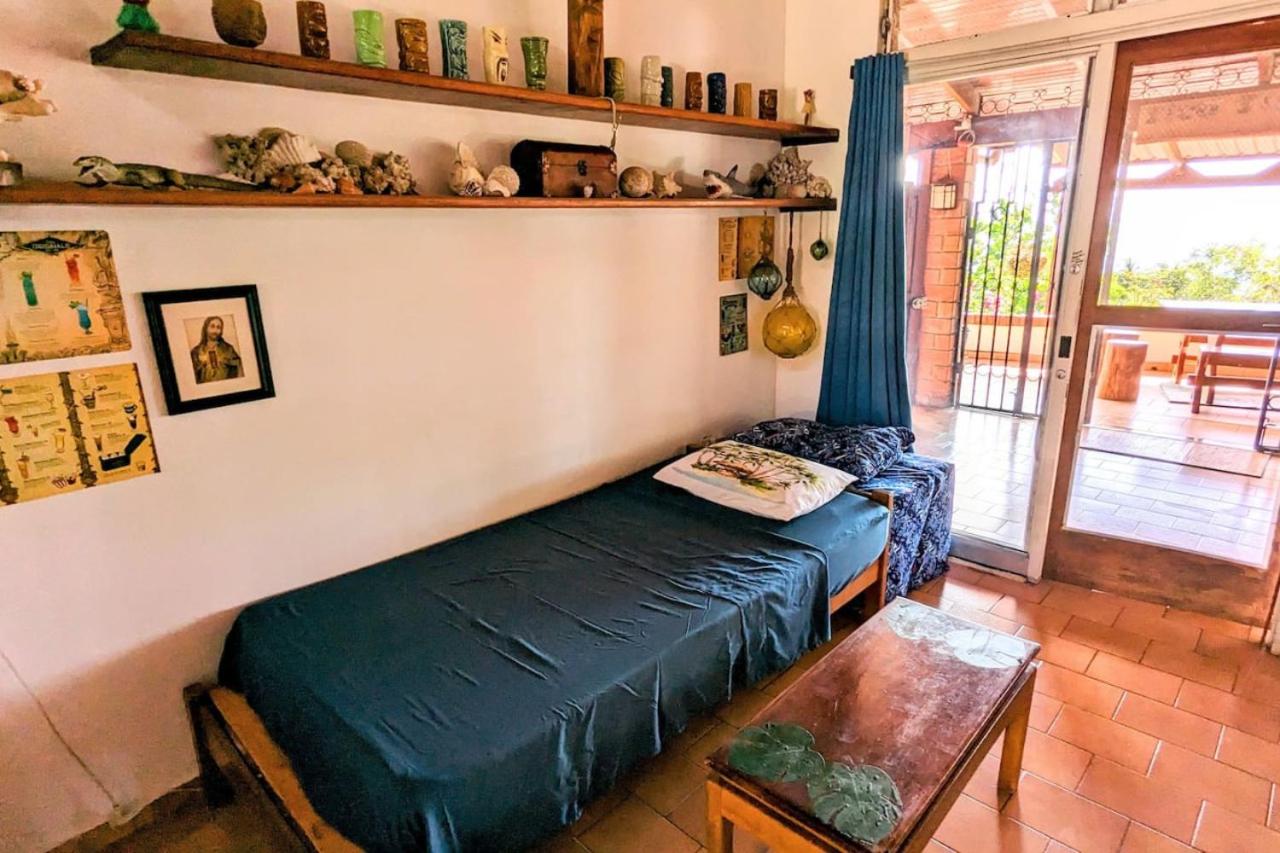 Tico Tiki Vacation Villa, 3 Bedroom