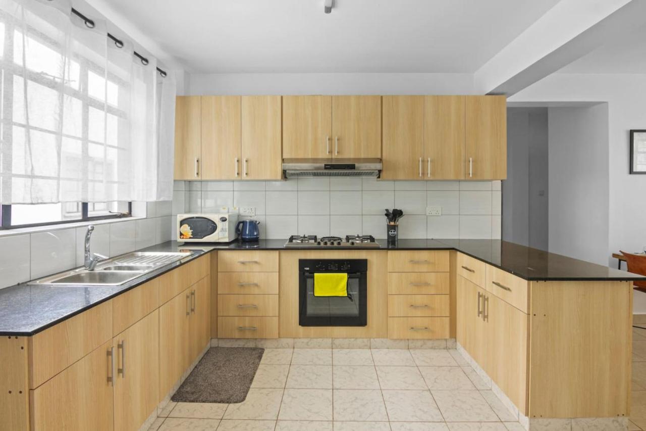 Tatu City Tranquility 3BR APT