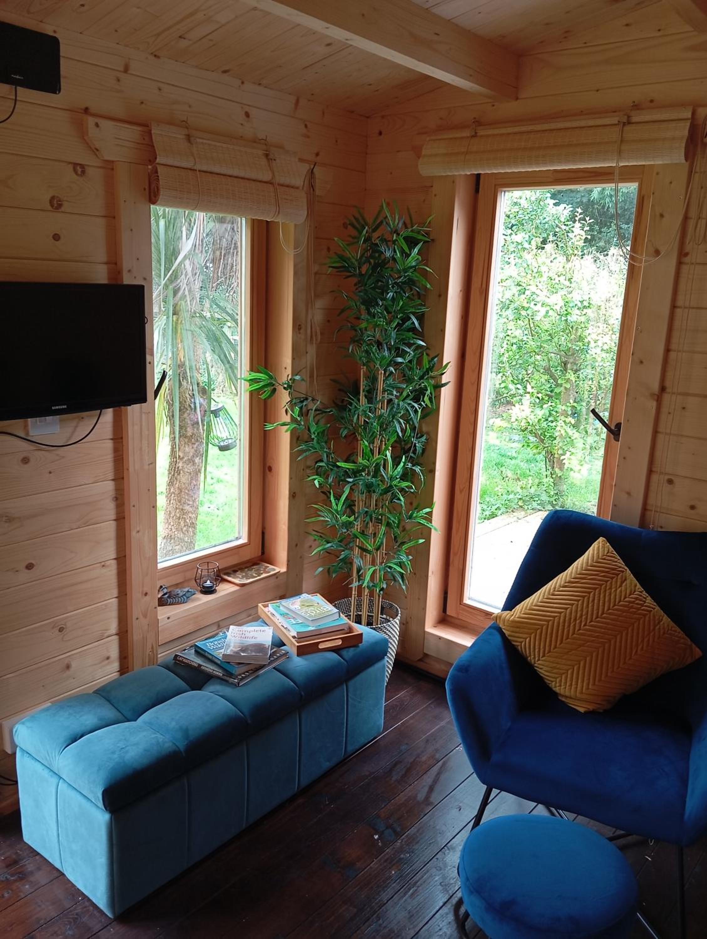 Adventure Cabin Retreat 'The CabAnne' No Shower