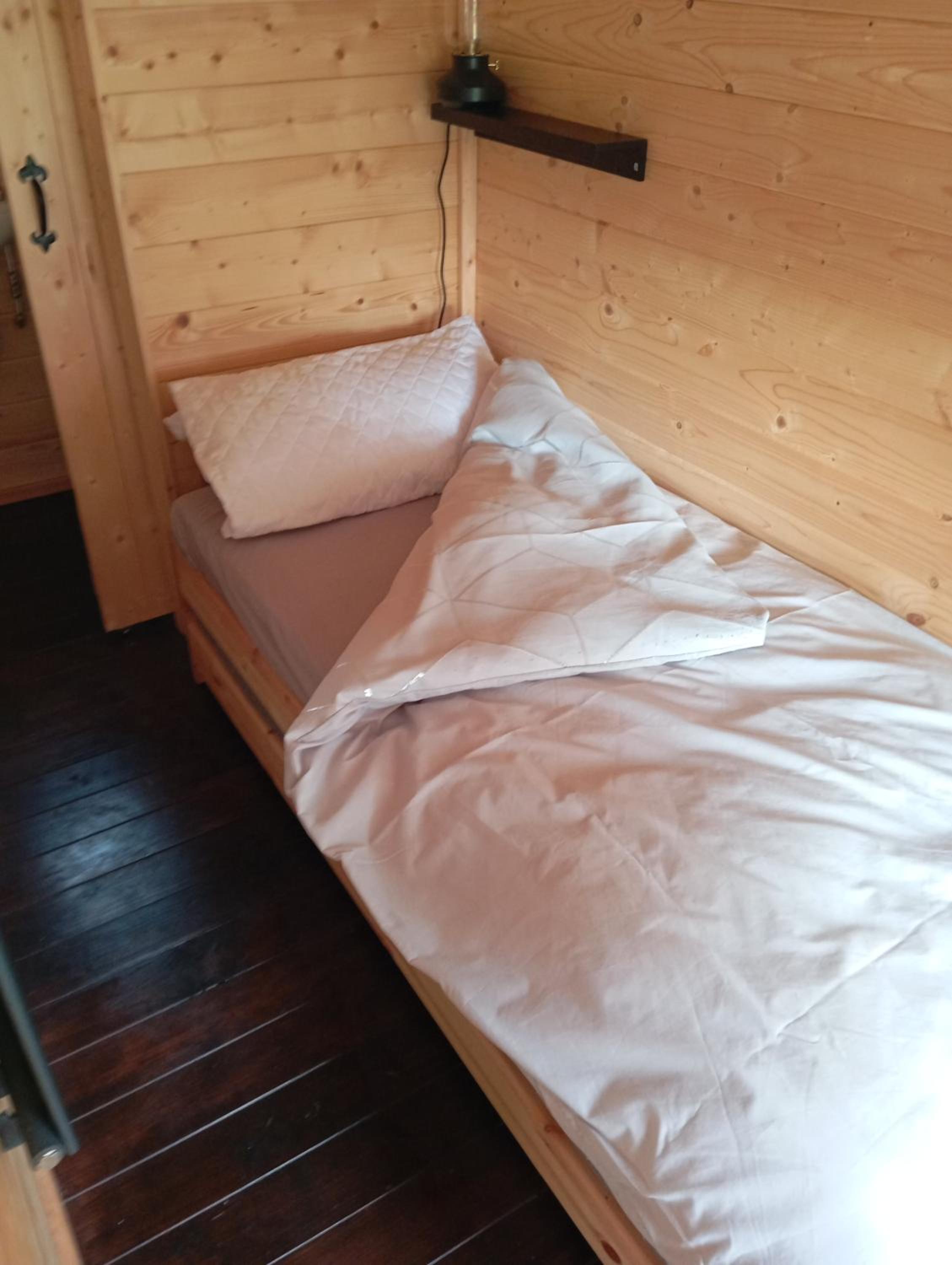 Adventure Cabin Retreat 'The CabAnne' No Shower