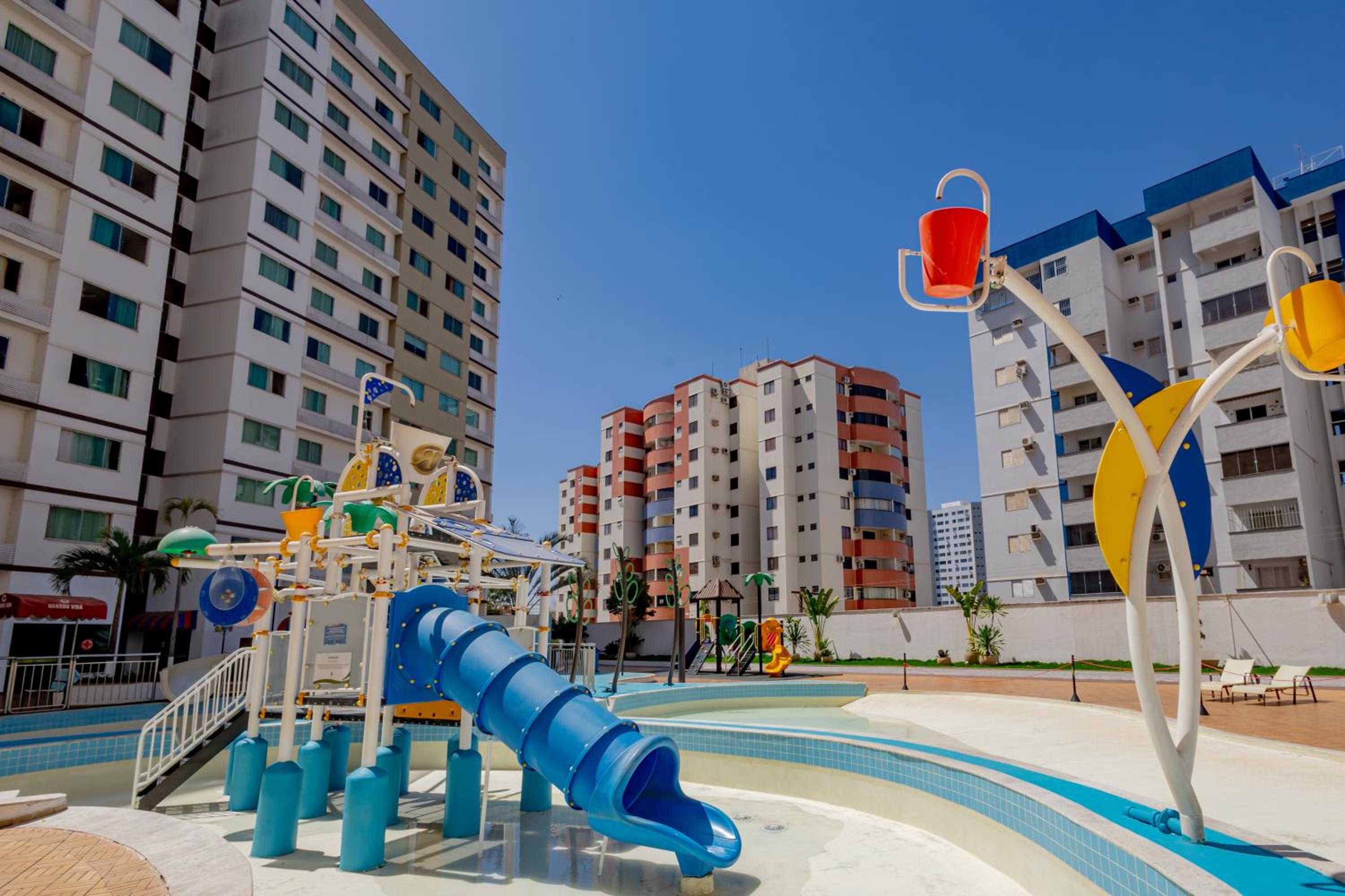 Mineir.INN - Riviera | Lazer com Piscinas 24h