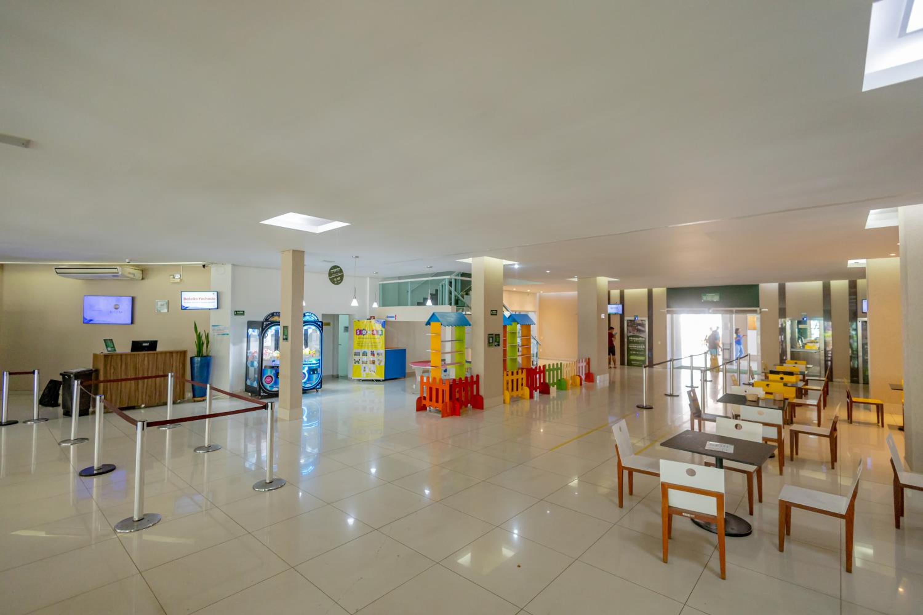 Mineir.INN - Riviera | Lazer com Piscinas 24h