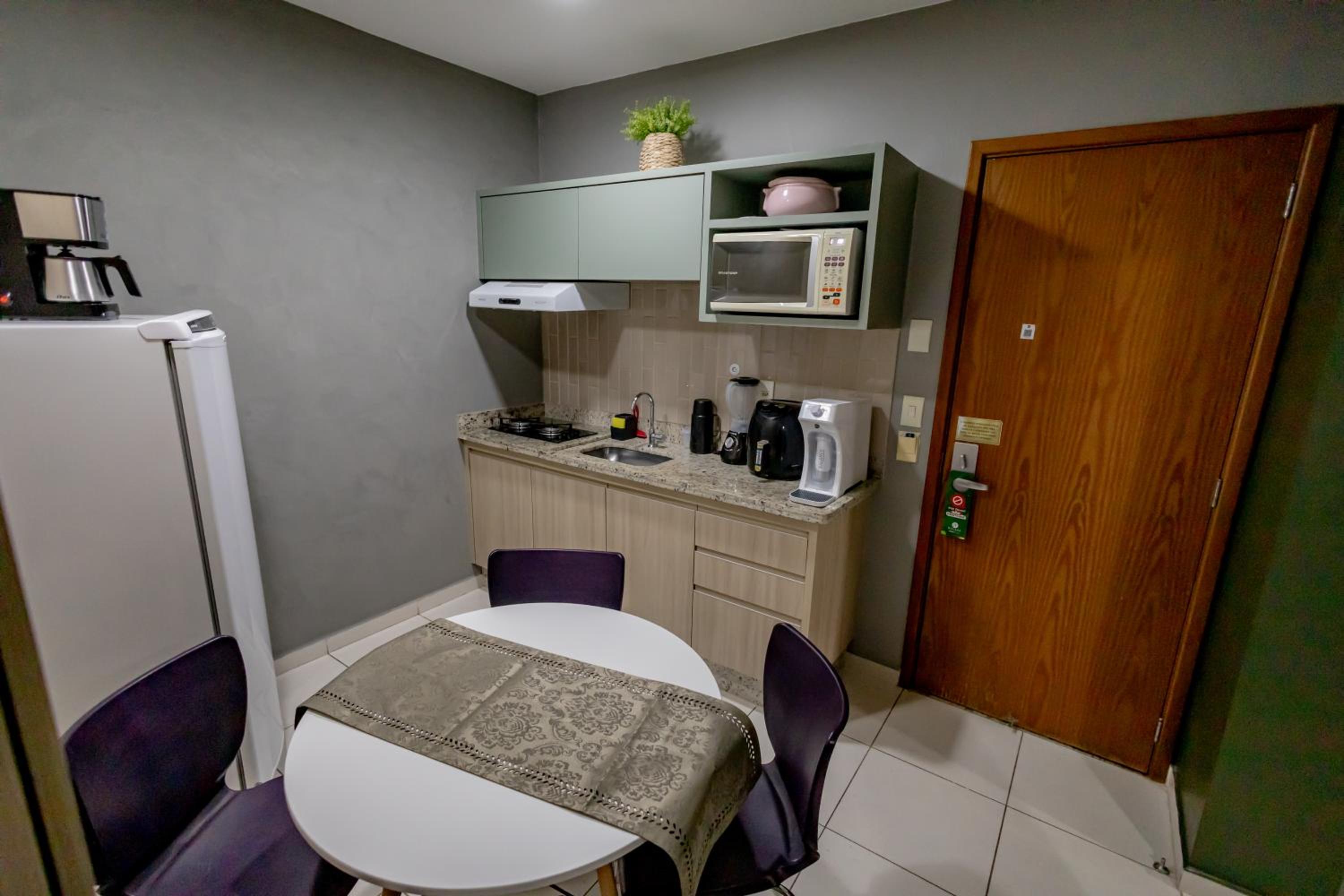 Mineir.INN - Riviera | Lazer com Piscinas 24h