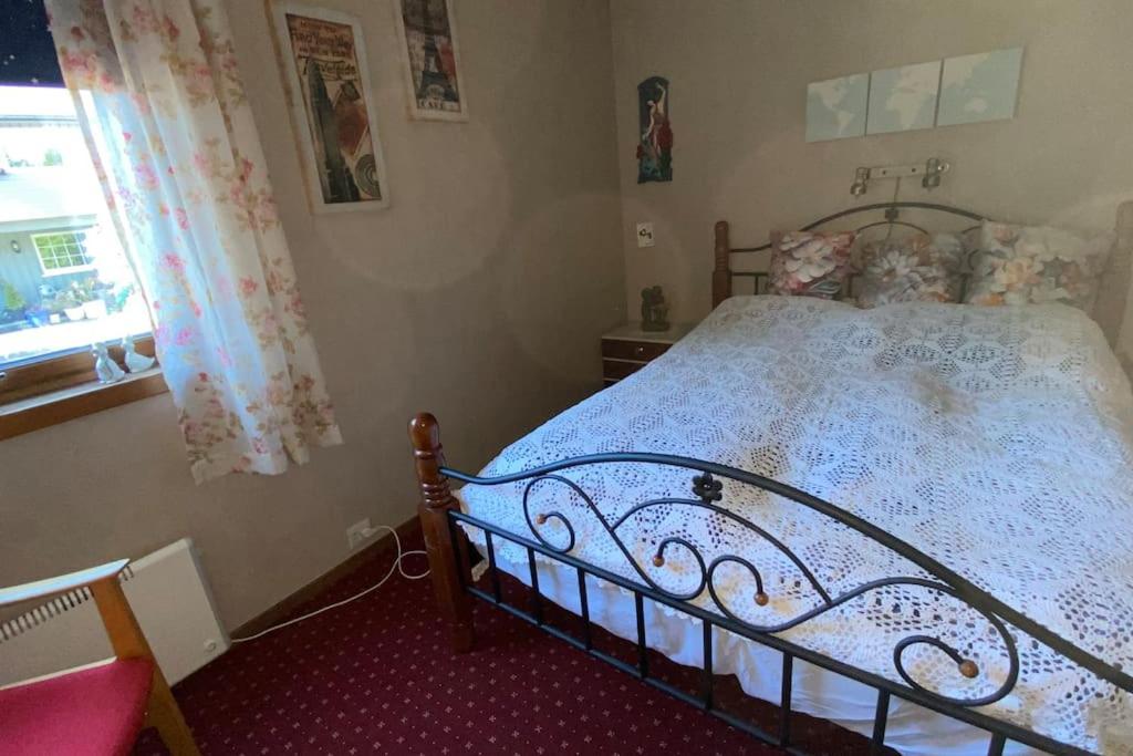 Cozy apartment near city center and nature view 4