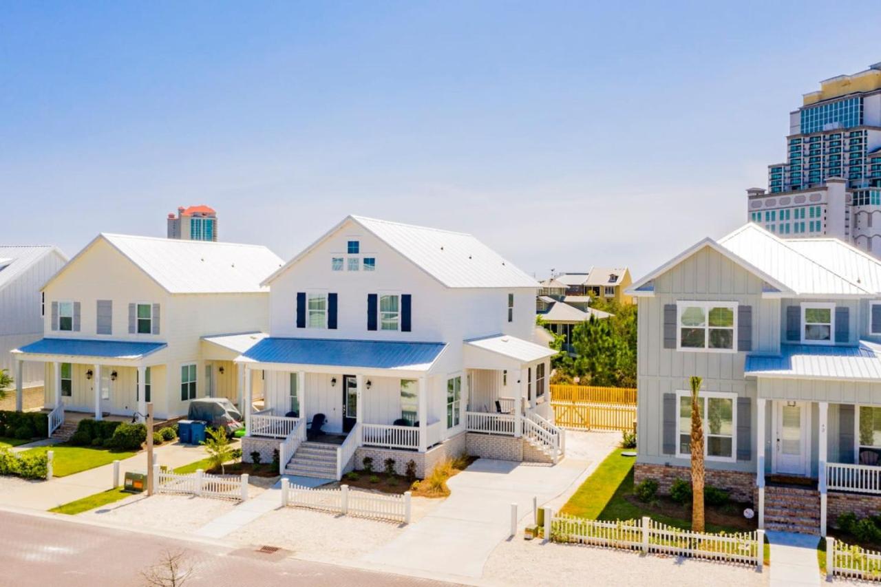 Sleeps 8 Spacious 5 bedrooms 5baths view 4