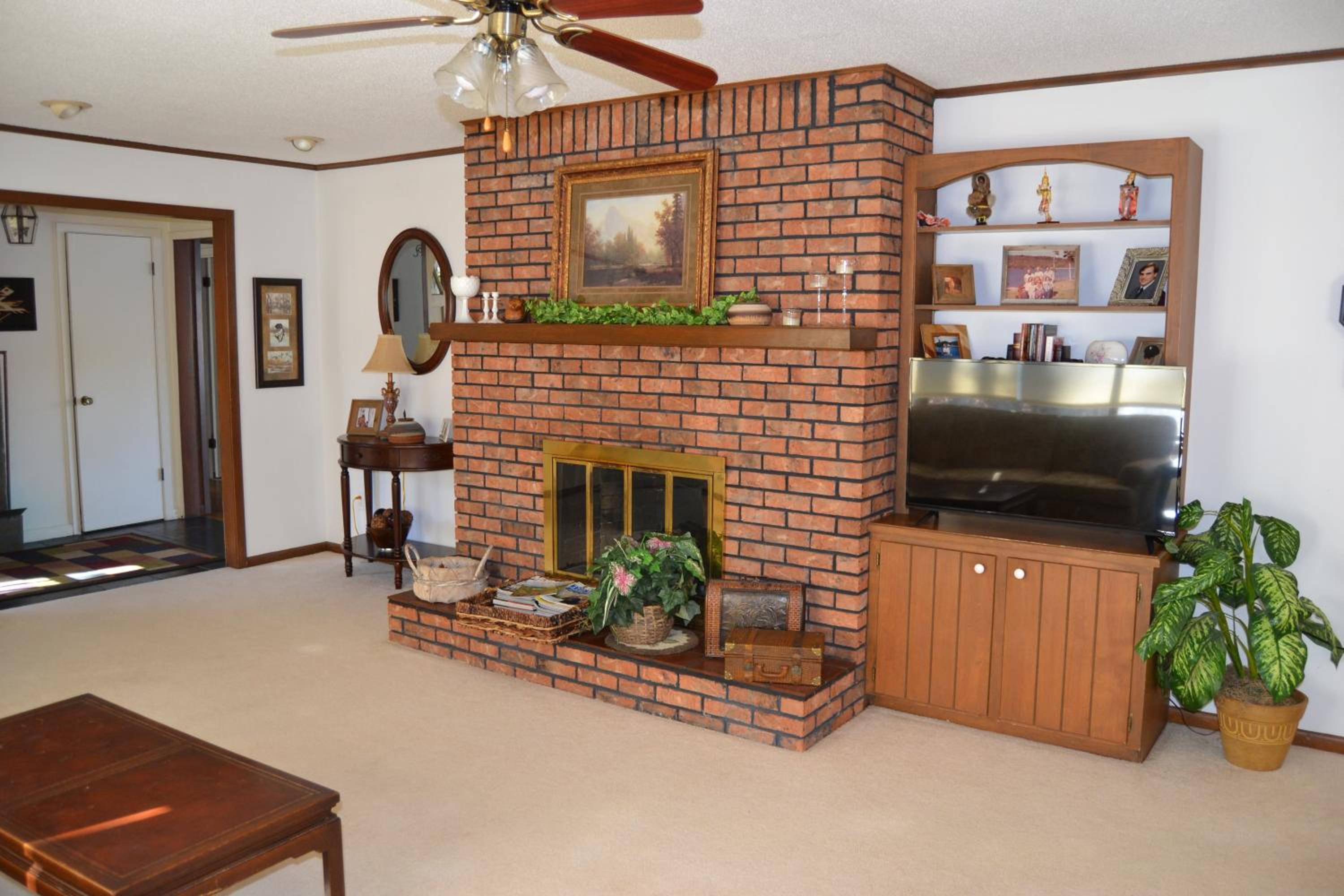 15 Sierra Lane view 4