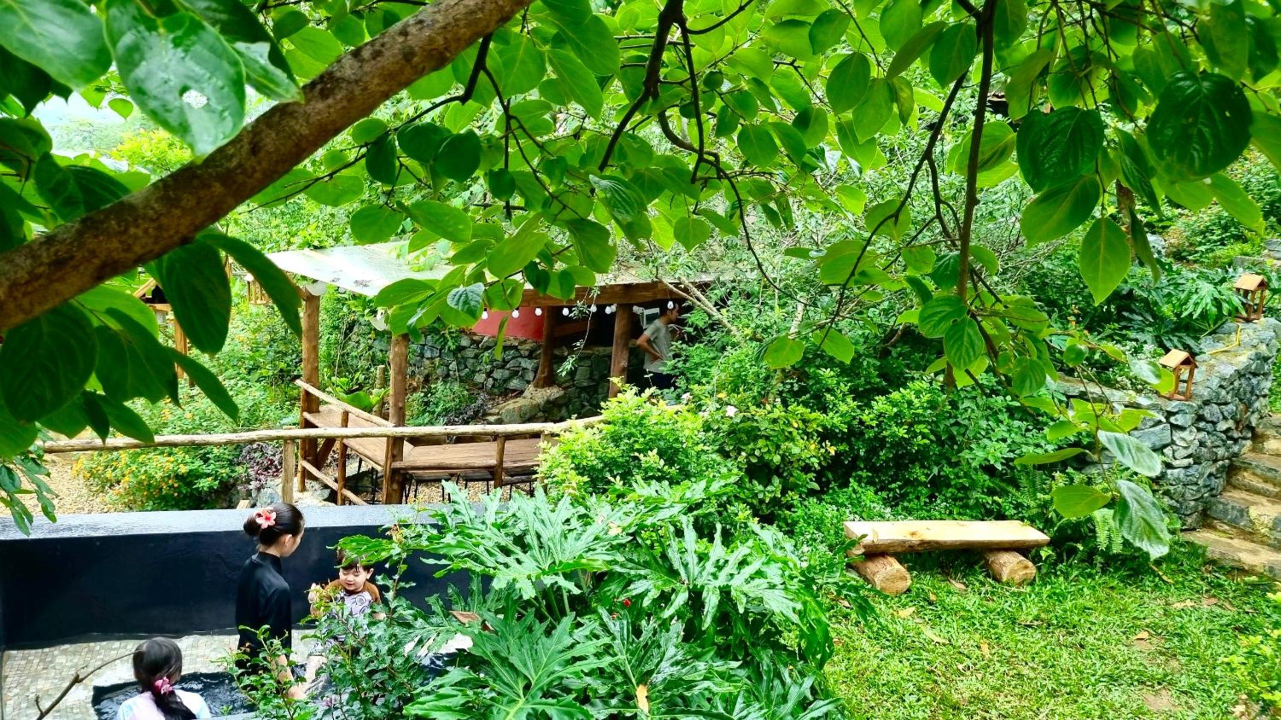 Xieng Retreat