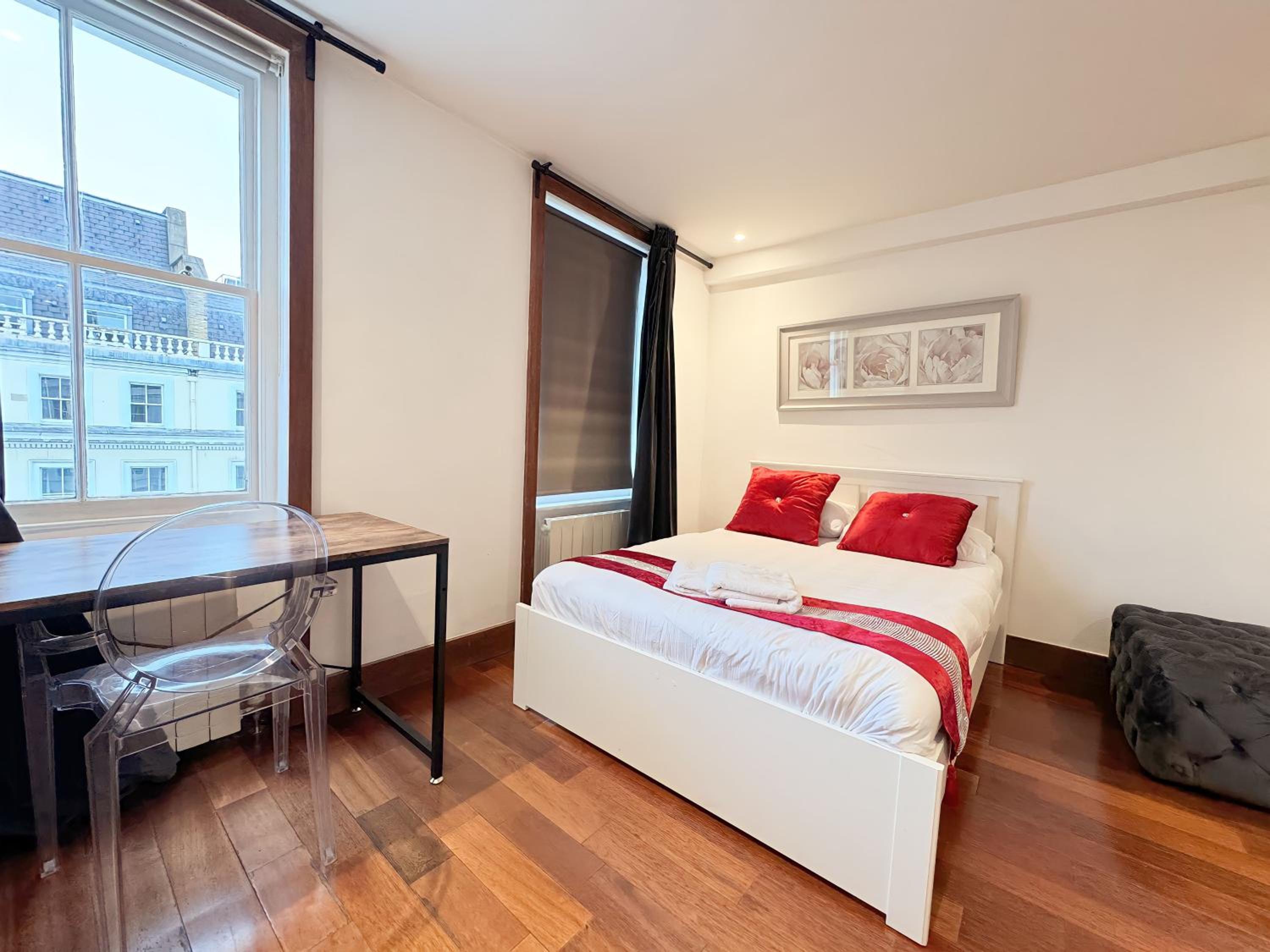 Kensington Premium Three Bed Suites