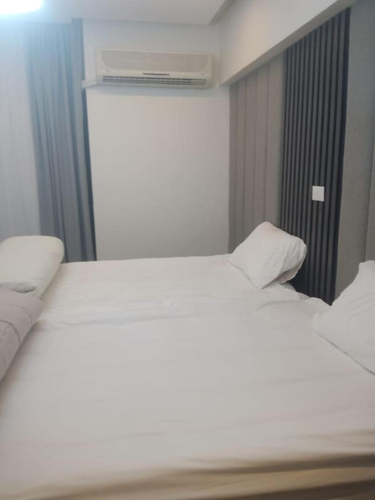 eg-b-202 2bedroom with balcony in Albahr ALazam