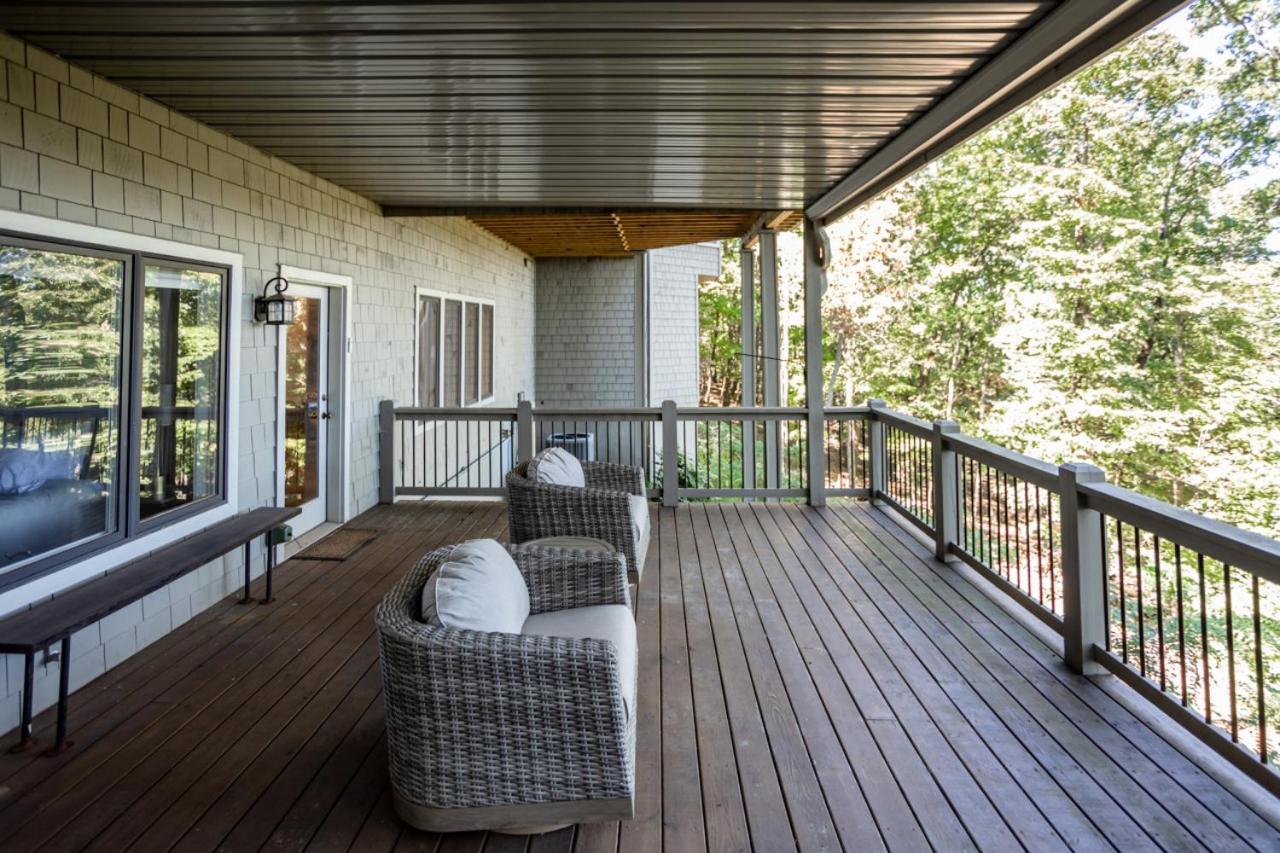 NEW LISTING - Longview Mountain Oasis in Big Canoe view 3