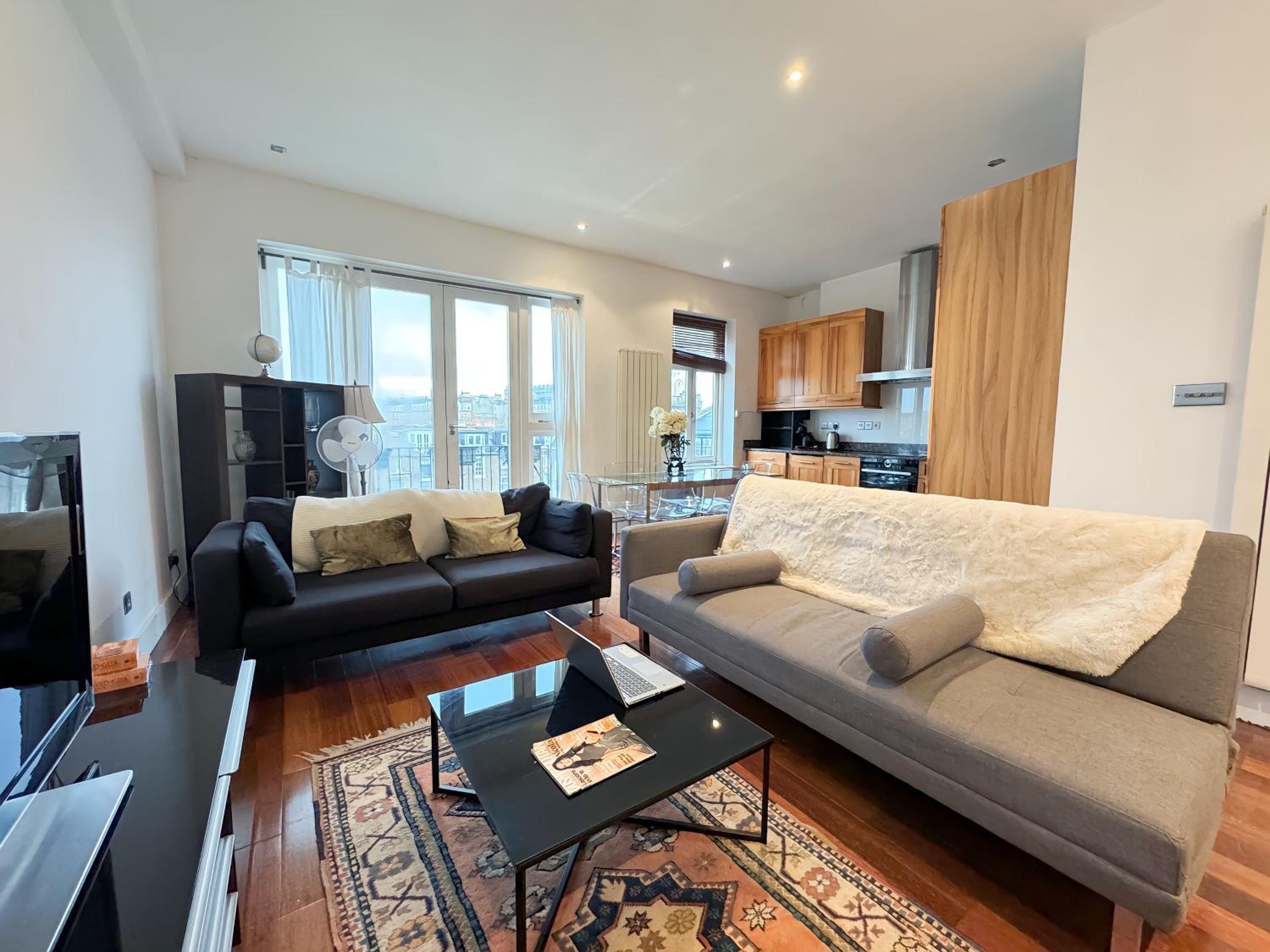 Kensington Premium Three Bed Suites