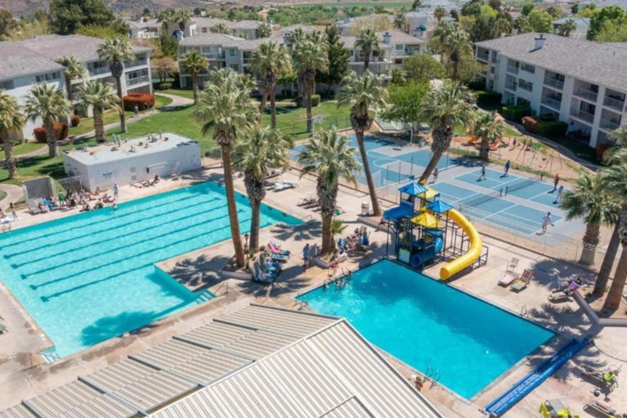 Waterpark Resort - 3 Beds 2 Bath view 2