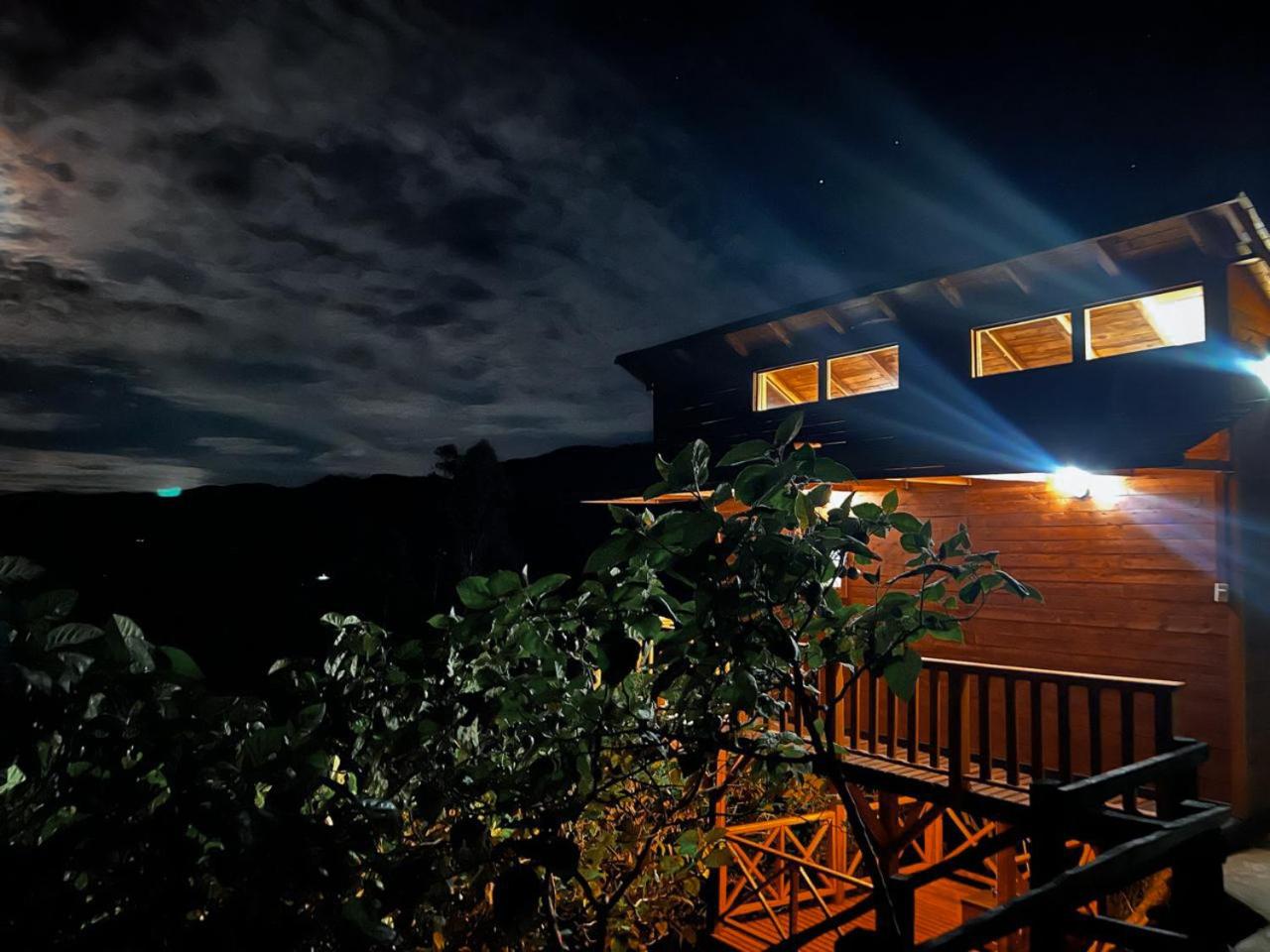 Glamping La Kumbre T con vista a las montañas
